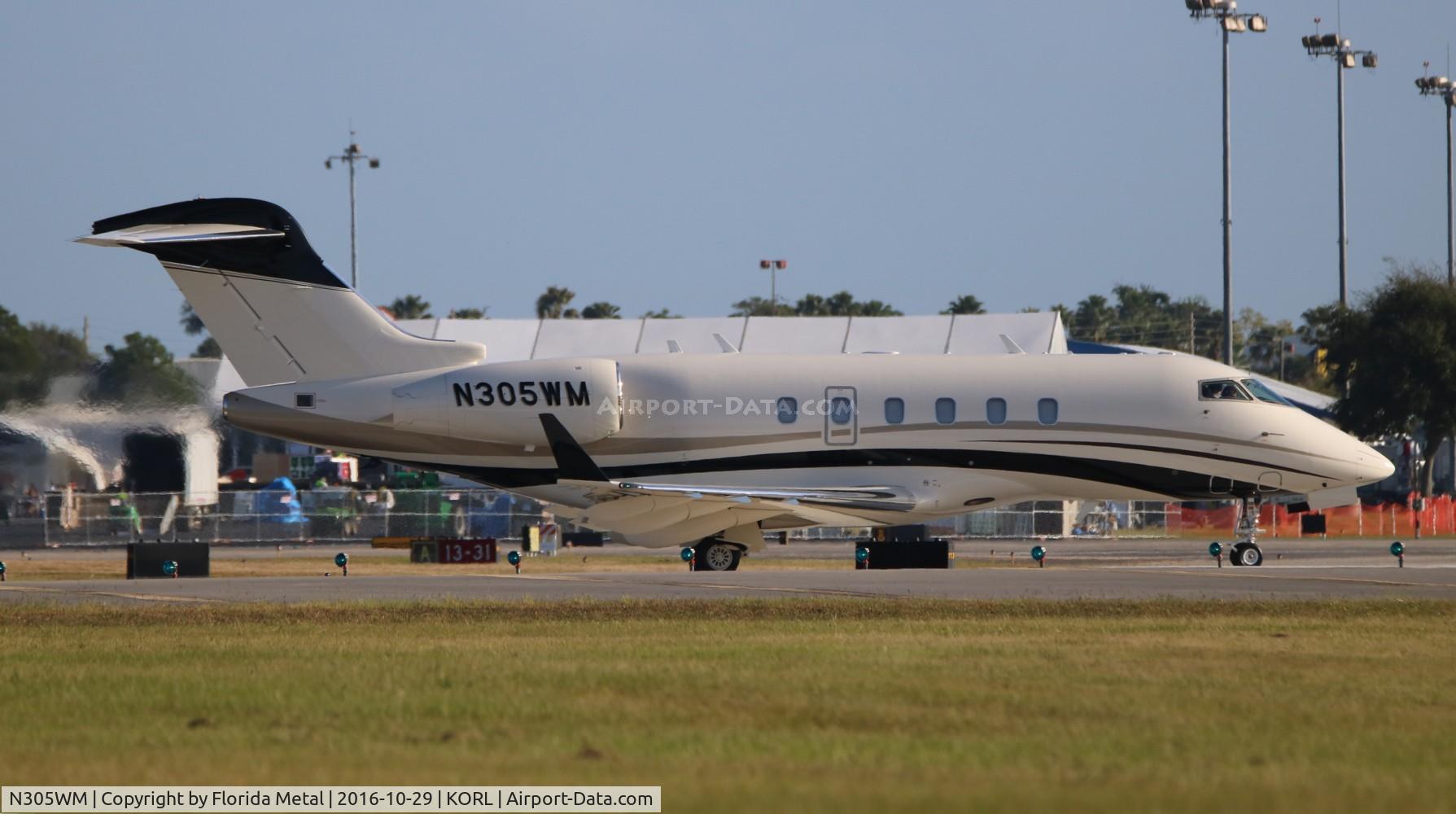 N305WM, 2012 Bombardier Challenger 300 (BD-100-1A10) C/N 20379, Challenger 300 zx