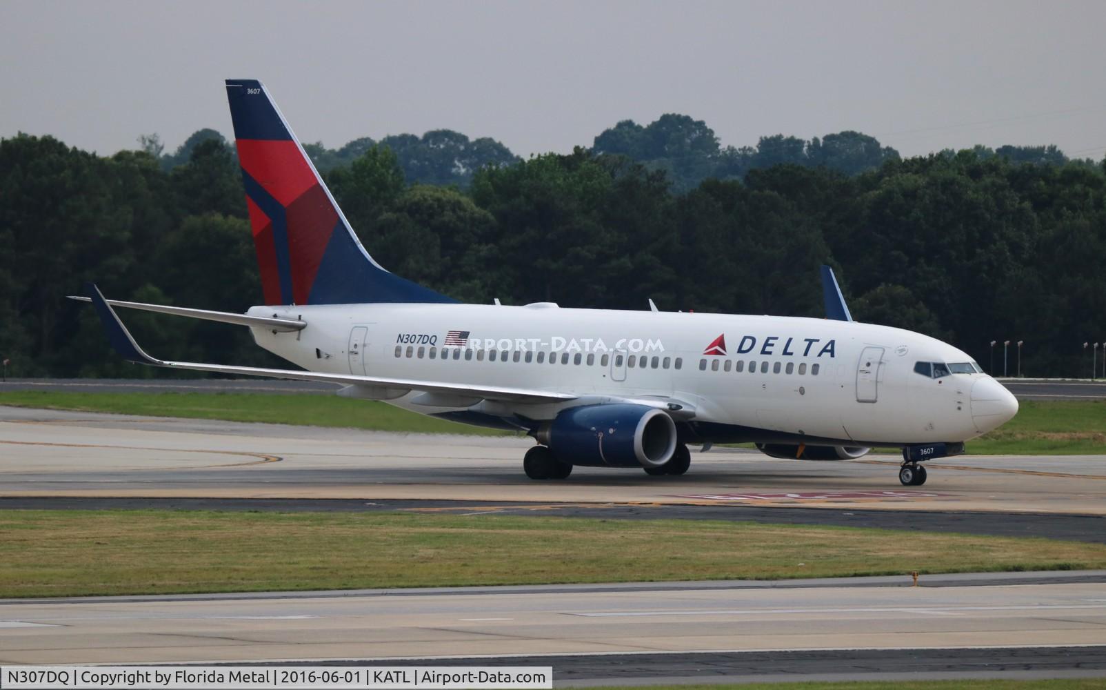 N307DQ, 2008 Boeing 737-732 C/N 29679, DAL 737 zx ATL south side