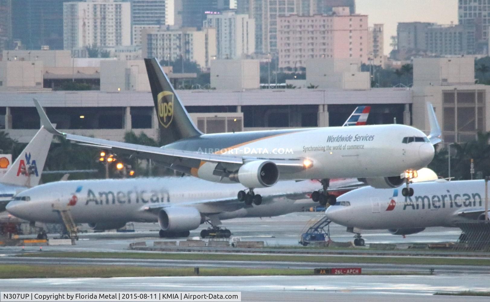 N307UP, 1996 Boeing 767-34AF C/N 27760, UPS 767-300F SDQ-MIA