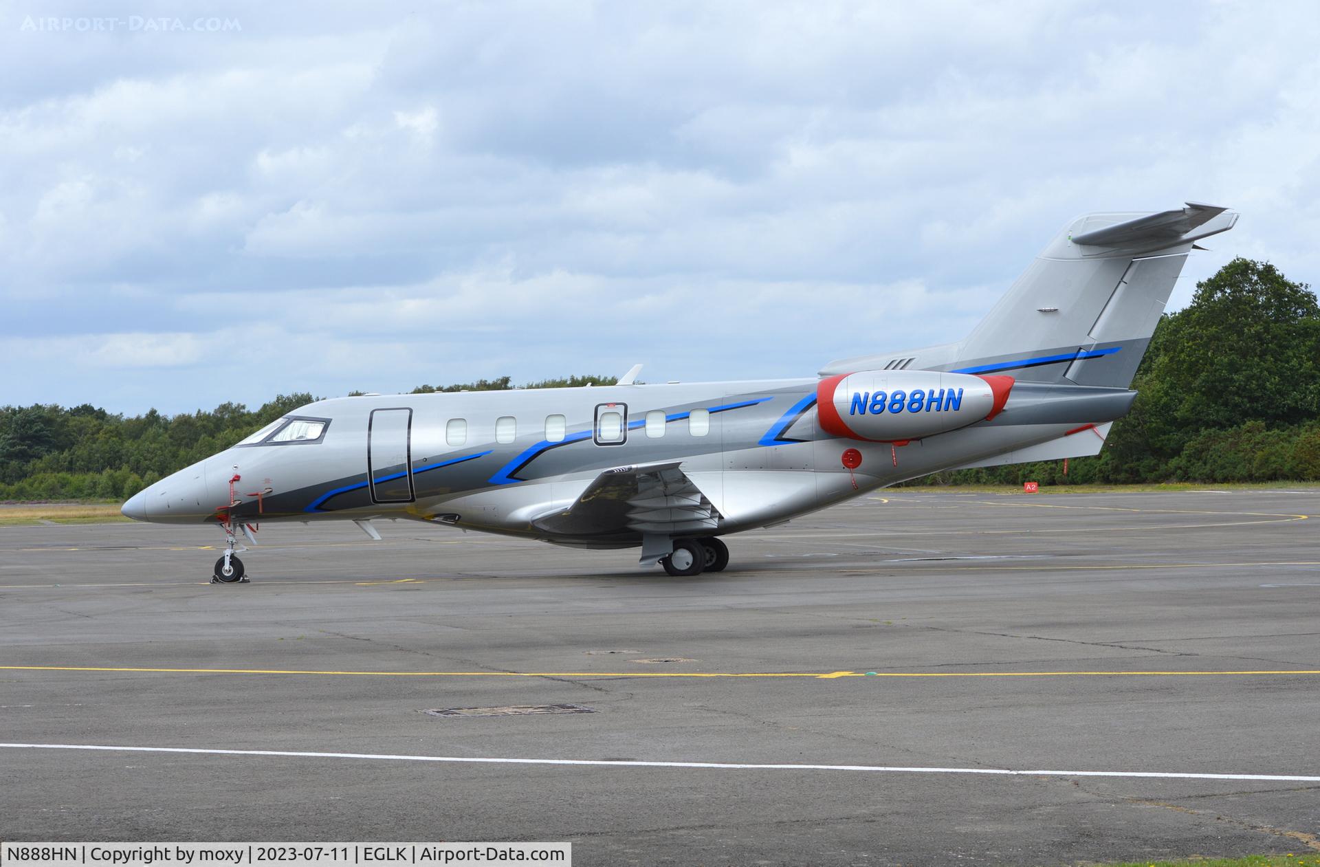 N888HN, 2020 Pilatus PC-24 C/N 198, Pilatus PC-24 at Blackbushe, arrived from Lugano.