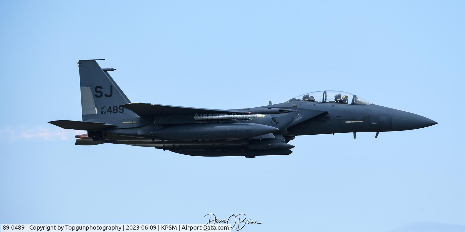 89-0489, 1990 McDonnell Douglas F-15E Strike Eagle C/N 1136/E111, ADLER22 departing for afternoon sortie
