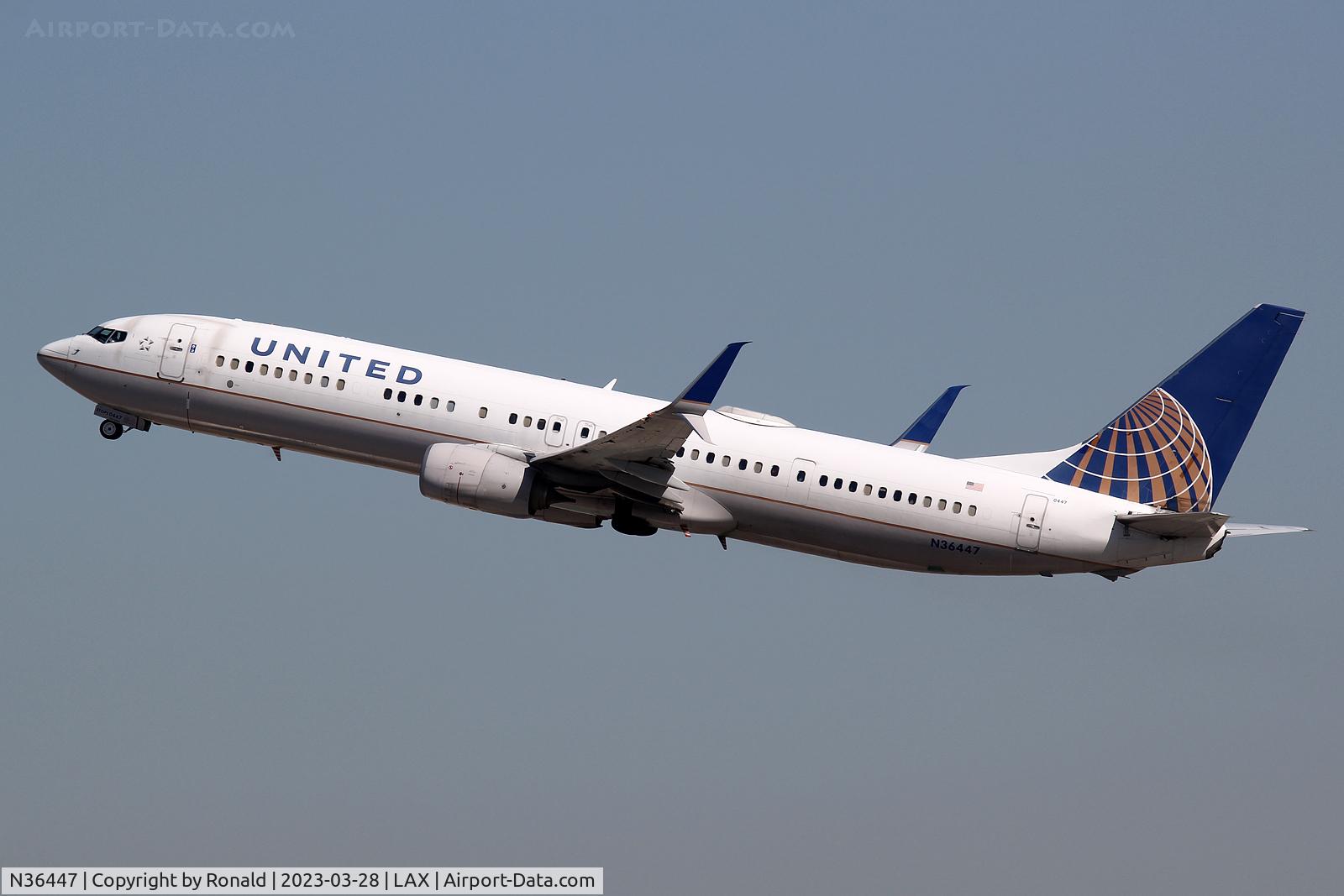 N36447, 2012 Boeing 737-924/ER C/N 31650, at lax