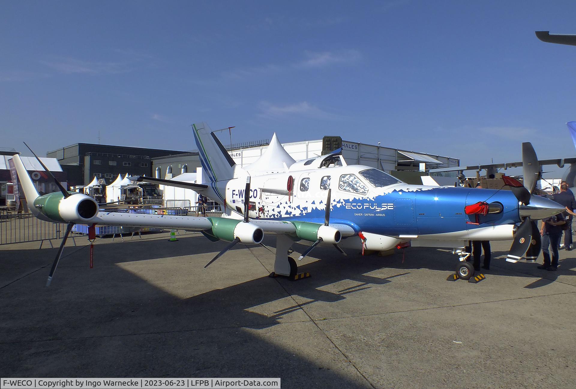 F-WECO, 2022 Daher/Safran/Airbus TBM EcoPulse C/N not found_F-WECO, Daher/Safran/Airbus TBM EcoPulse demonstrator with 1 turboprop and 6 Safran ENGINeUS electric motors at the Aerosalon 2023, Paris