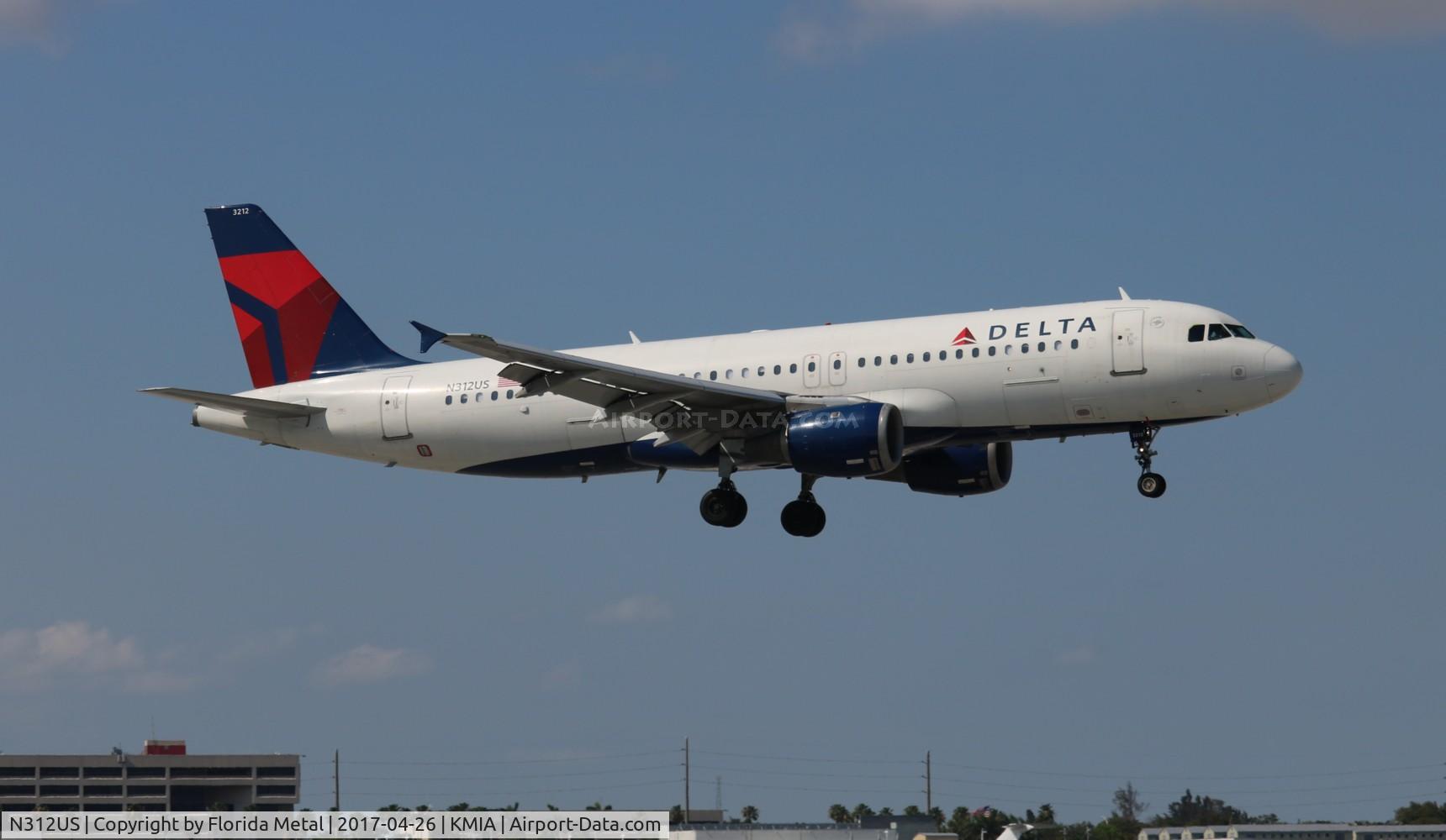 N312US, 1990 Airbus A320-211 C/N 152, DAL A320 zx JFK-MIA