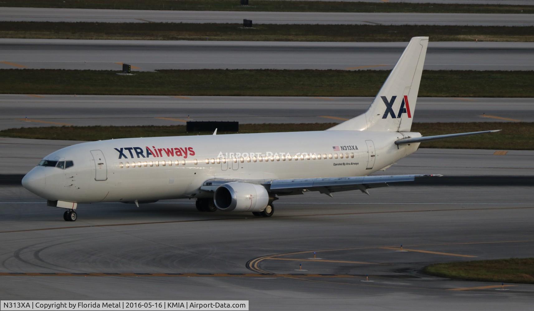 N313XA, 1991 Boeing 737-484 C/N 25313, Xtra 734 zx MIA 8L