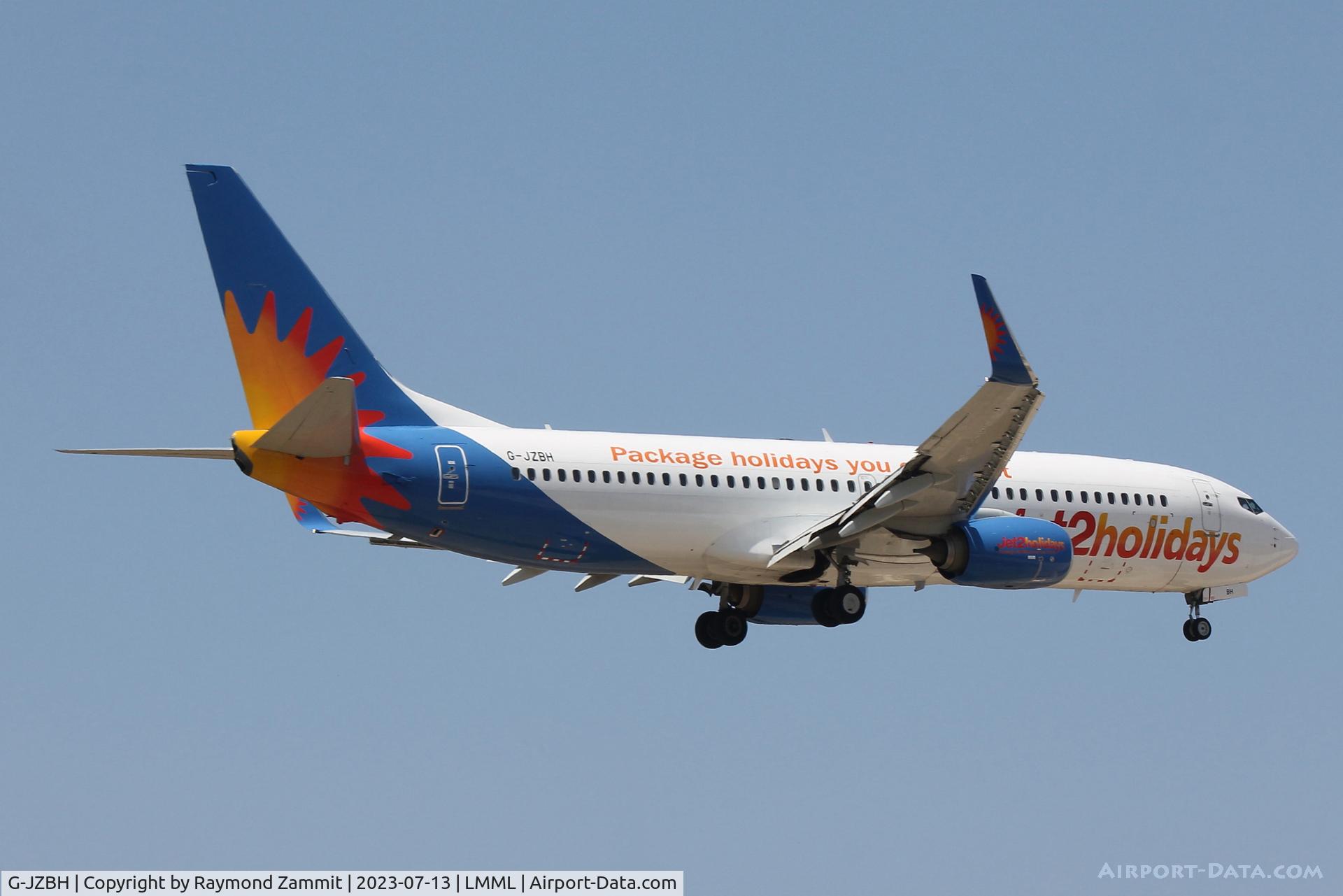 G-JZBH, 2018 Boeing 737-8MG C/N 63163, B737-800 G-JZBH Jet2Com