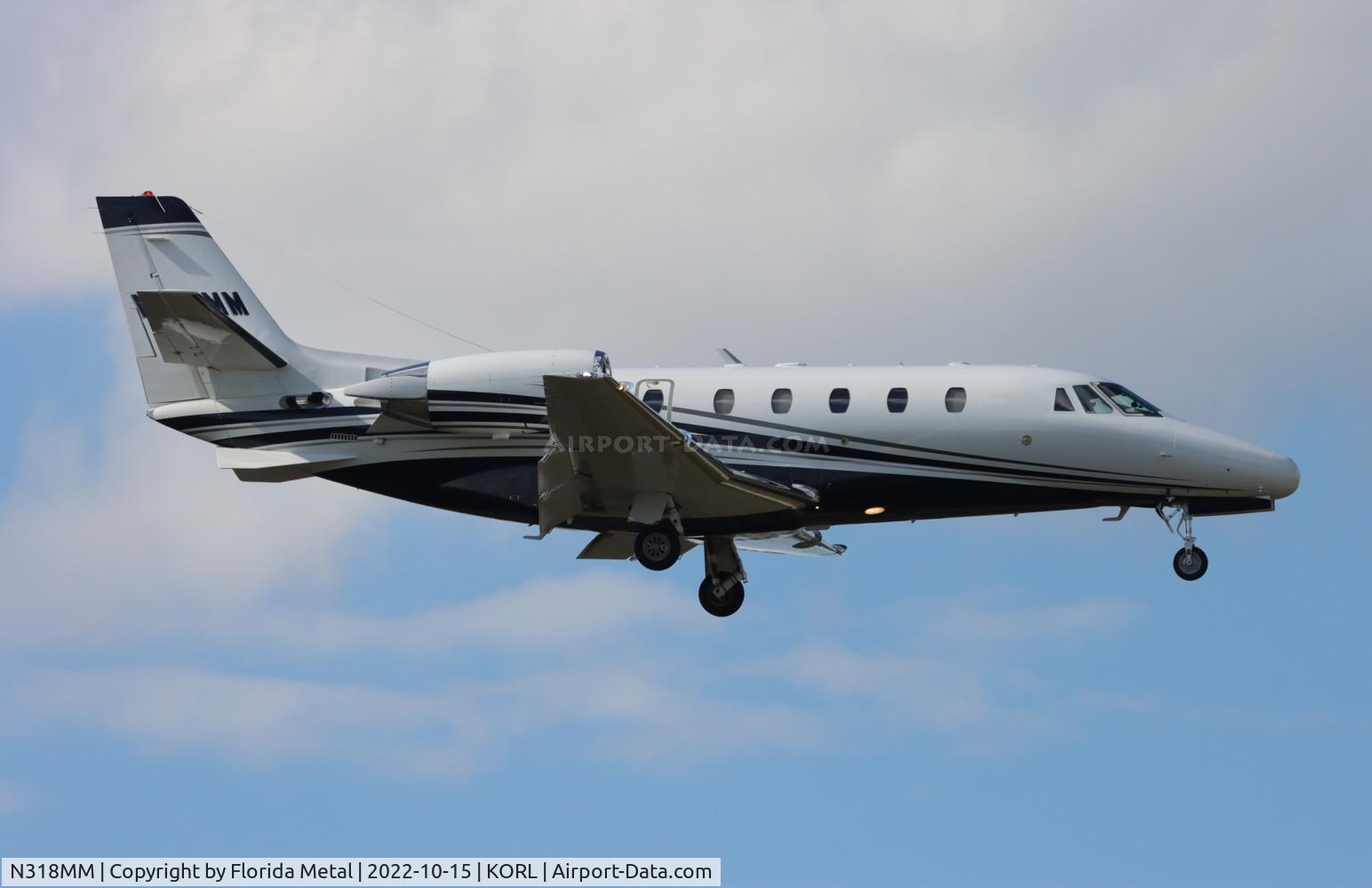 N318MM, 2001 Cessna 560XL C/N 560-5220, C560X zx