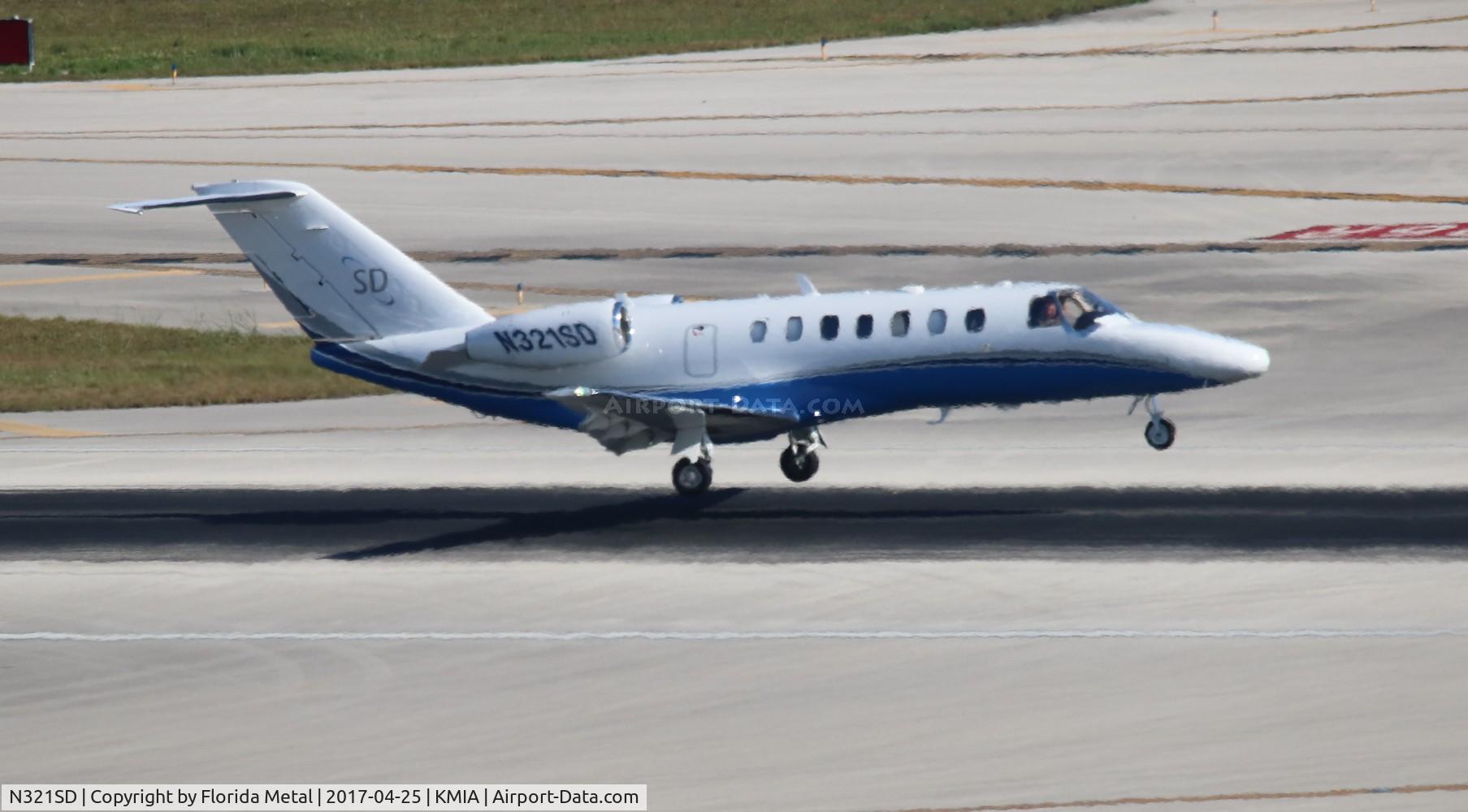 N321SD, 2009 Cessna 525B CitationJet CJ3 C/N 525B-0320, C525B zx MIA 26R
