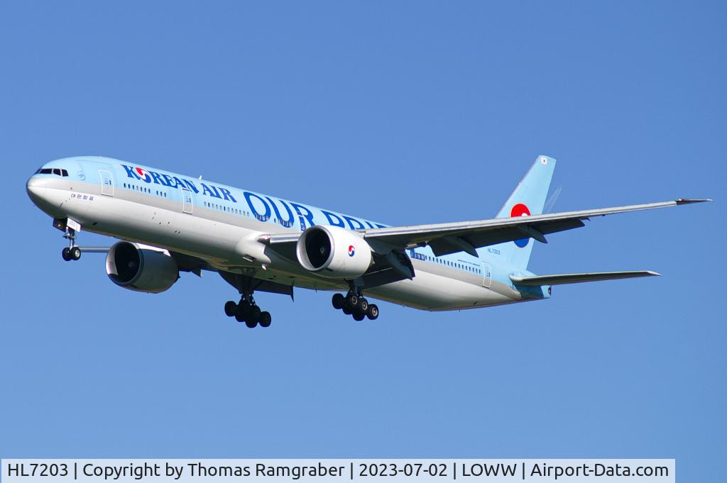 HL7203, 2018 Boeing 777-3B5/ER C/N 60378, Korean Air Boeing 777-300(ER) 