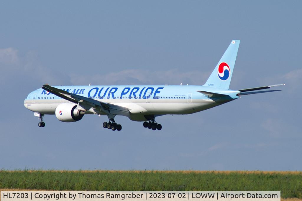 HL7203, 2018 Boeing 777-3B5/ER C/N 60378, Korean Air Boeing 777-300(ER) 