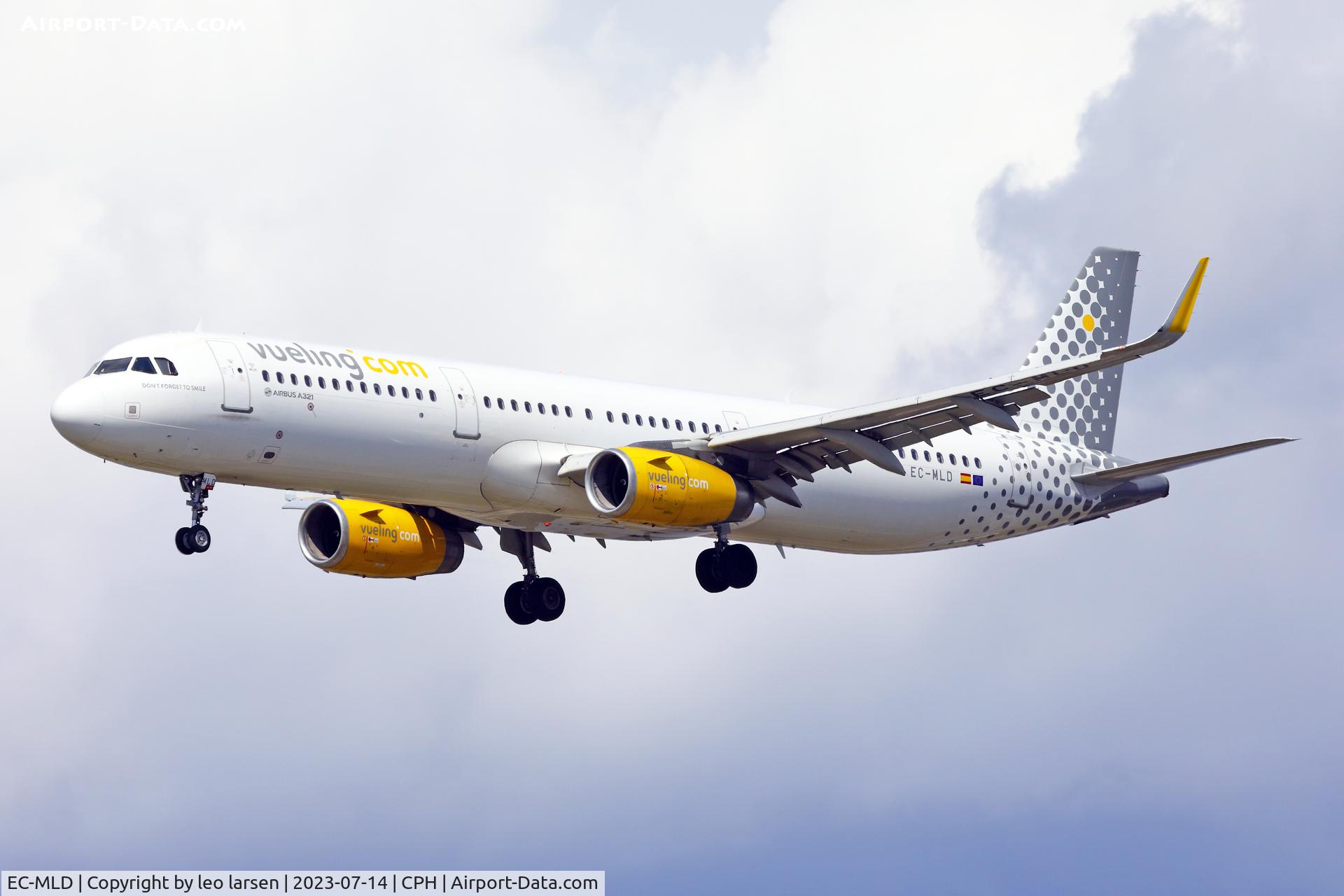 EC-MLD, 2016 Airbus A321-231 C/N 7105, Copenhagen 14.7.2023
