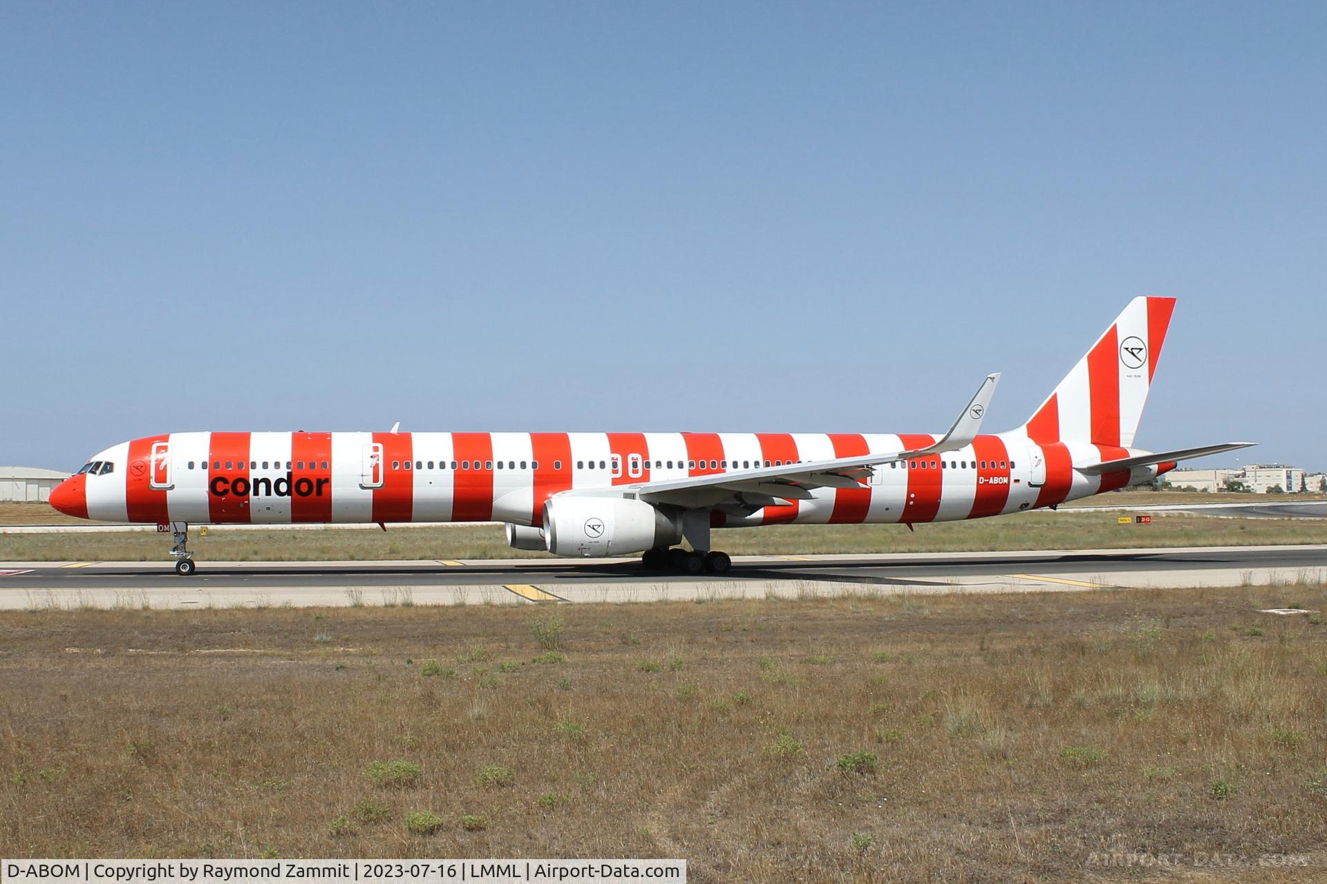 D-ABOM, 2000 Boeing 757-330 C/N 29022, B757 D-ABOM Condor
