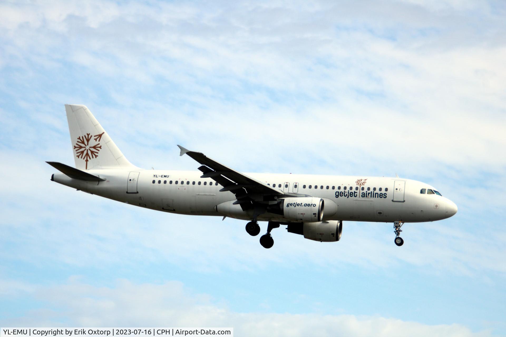 YL-EMU, 1999 Airbus A320-214 C/N 1087, YL-EMU landing rw 22L