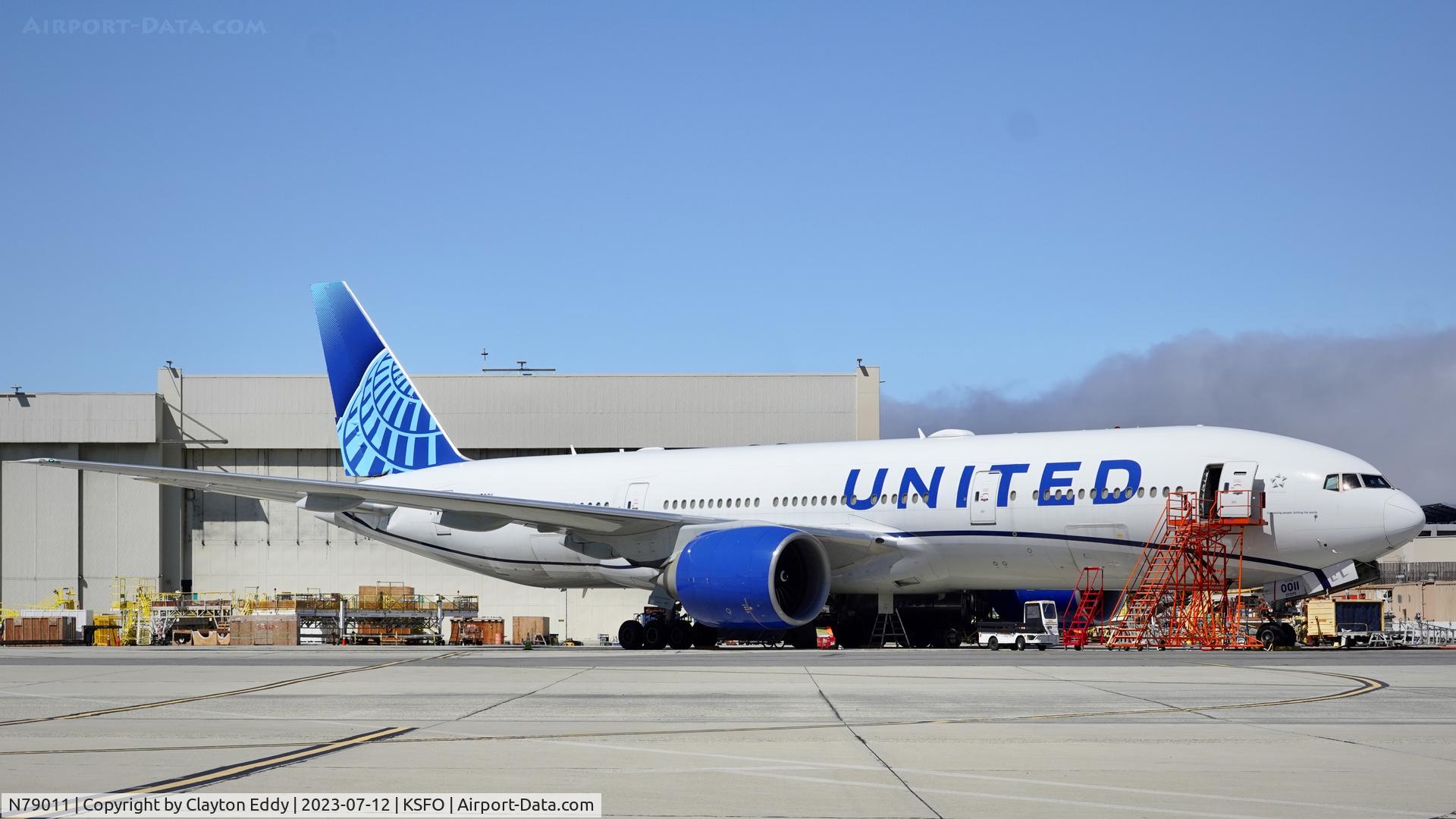 N79011, 1999 Boeing 777-224 C/N 29859, SFO 2023.