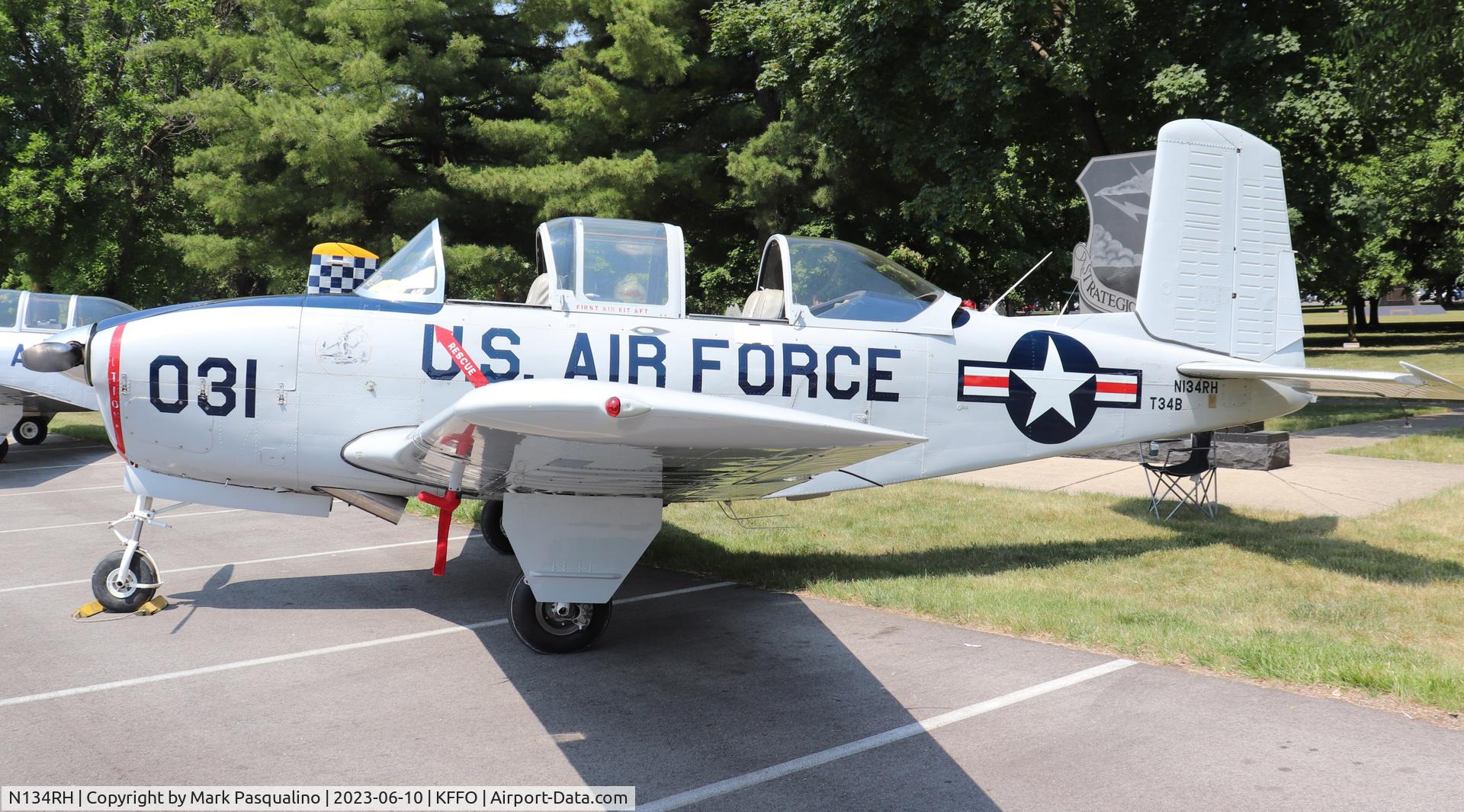 N134RH, 1955 Beech D-45 Mentor C/N BG-31, Beech T-34B