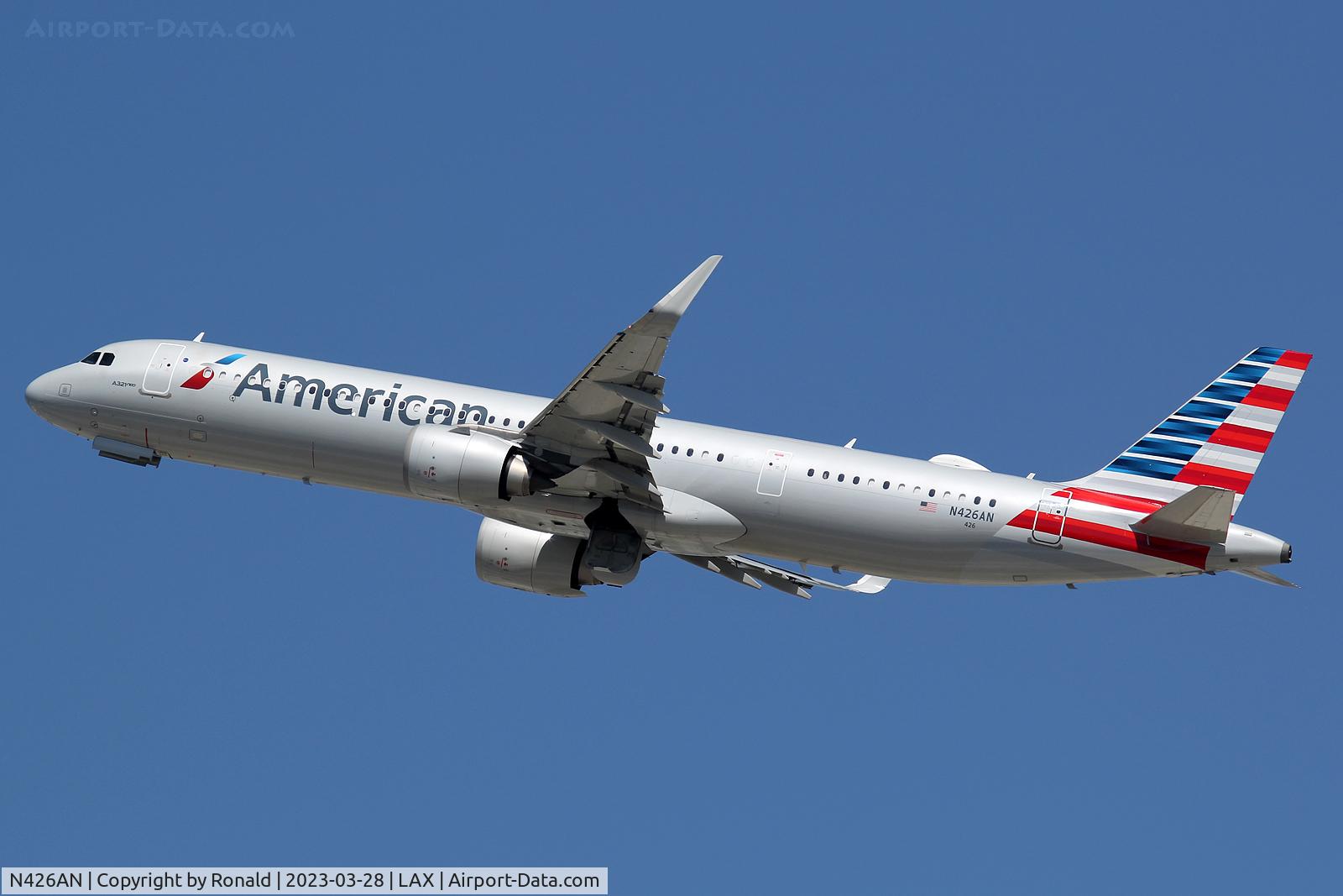 N426AN, 2020 Airbus A321-253NX C/N 10195, at lax