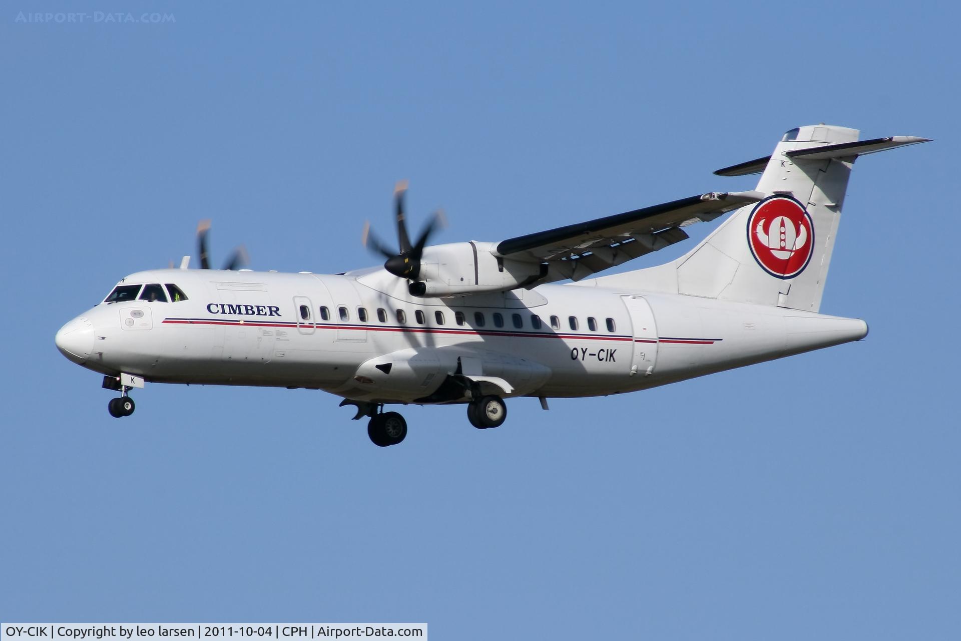 OY-CIK, 1996 ATR 42-512 C/N 501, Copenhagen 4.10.2011