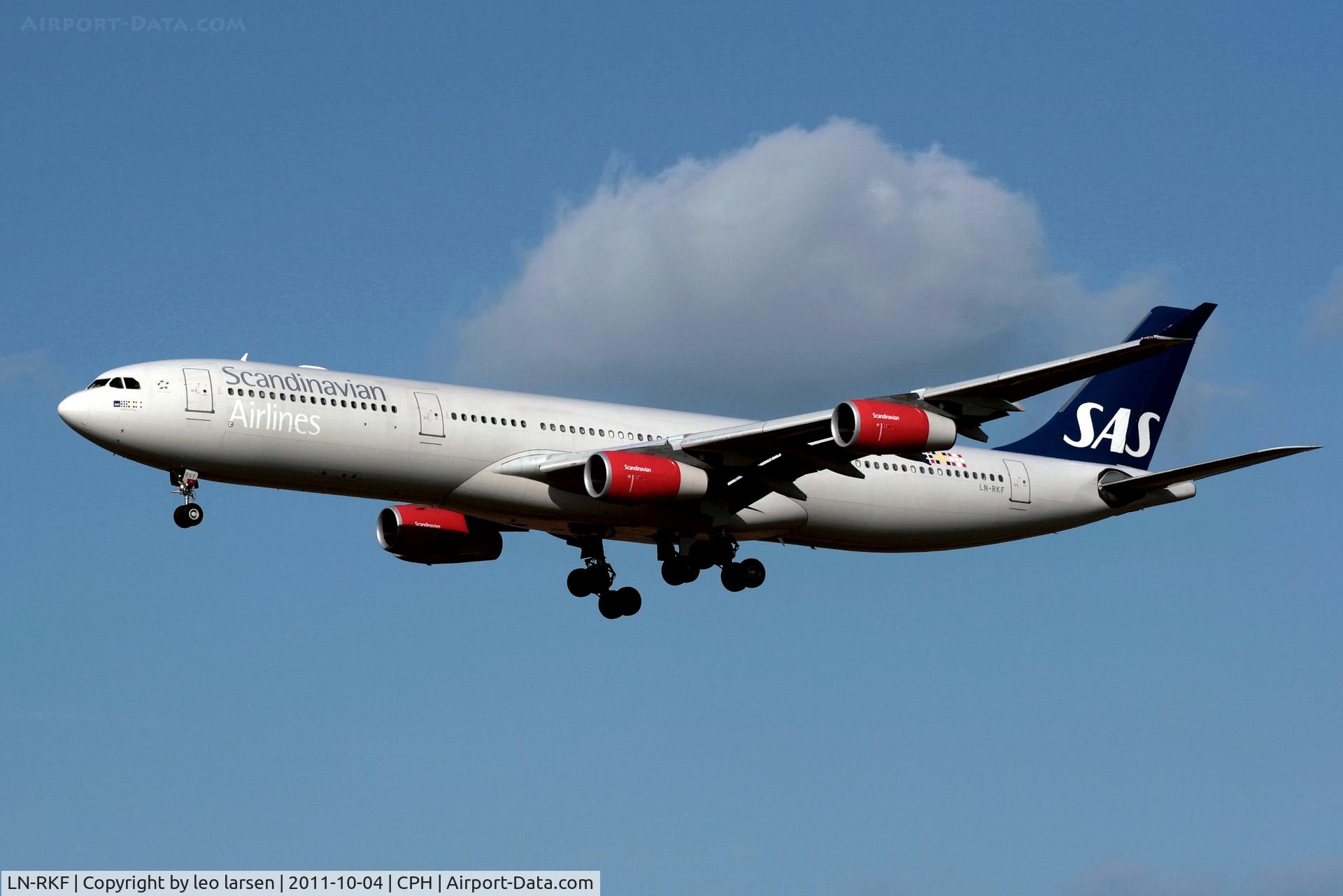 LN-RKF, 2001 Airbus A340-313X C/N 413, Copenhagen 4.10.2011