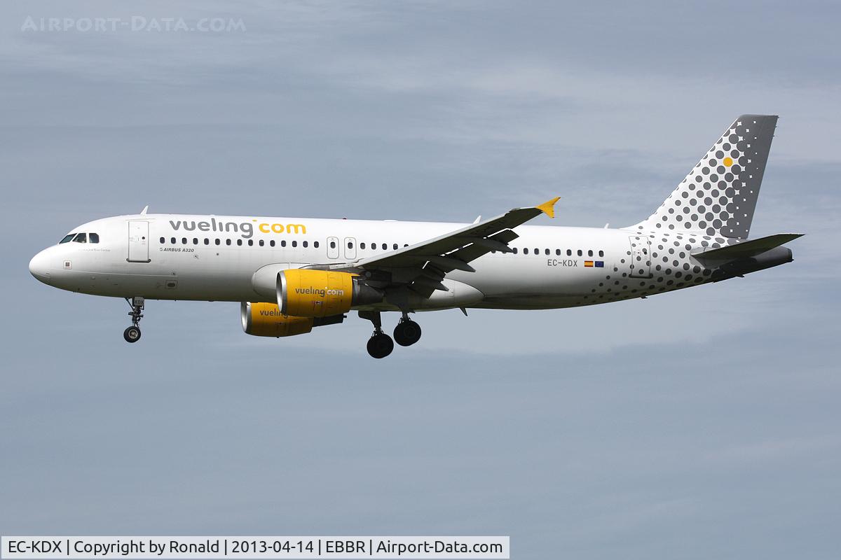 EC-KDX, 2007 Airbus A320-216 C/N 3151, at bru