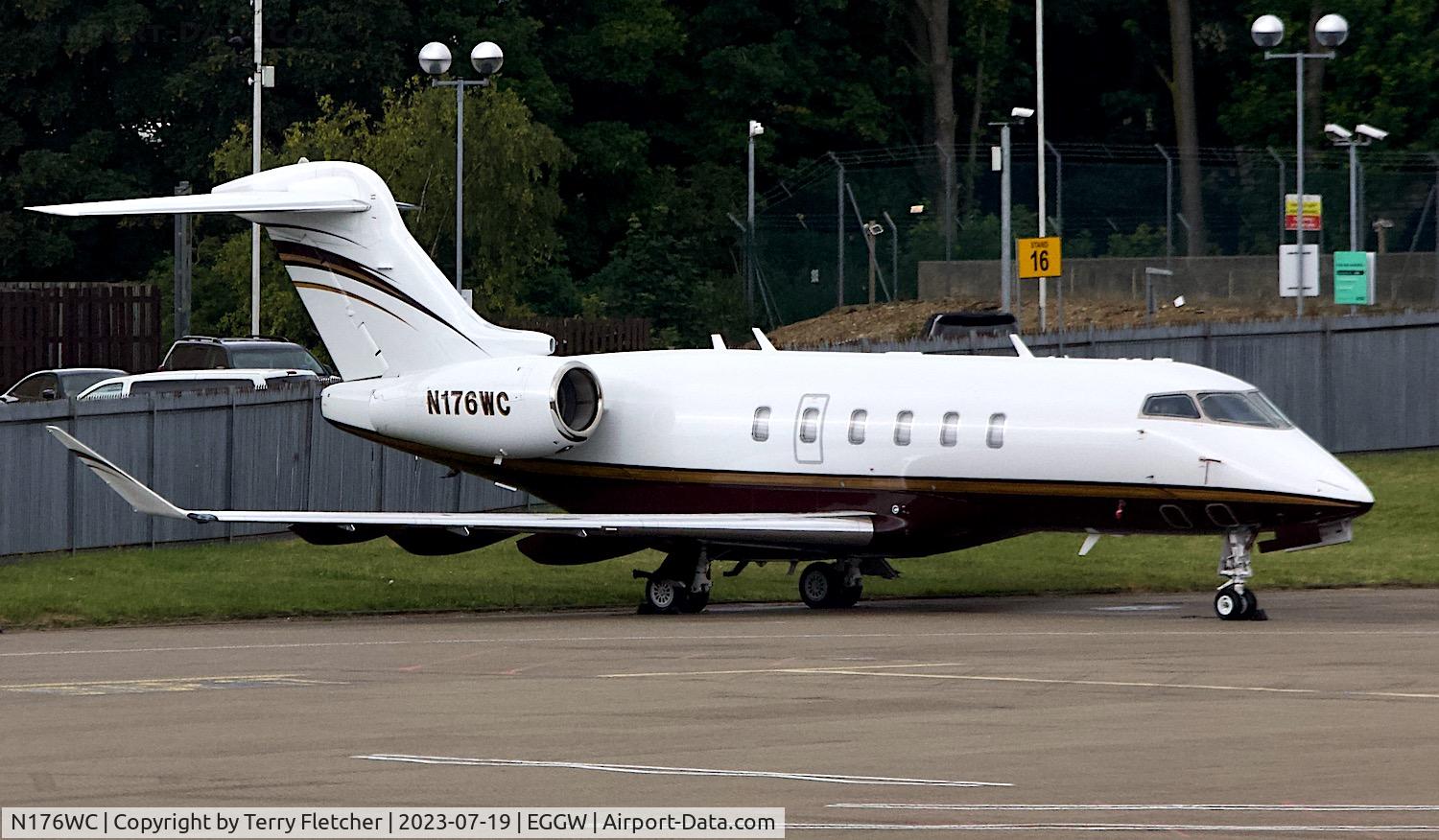 N176WC, 2016 Bombardier Challenger 350 (BD-100-1A10) C/N 20654, At Luton Airport