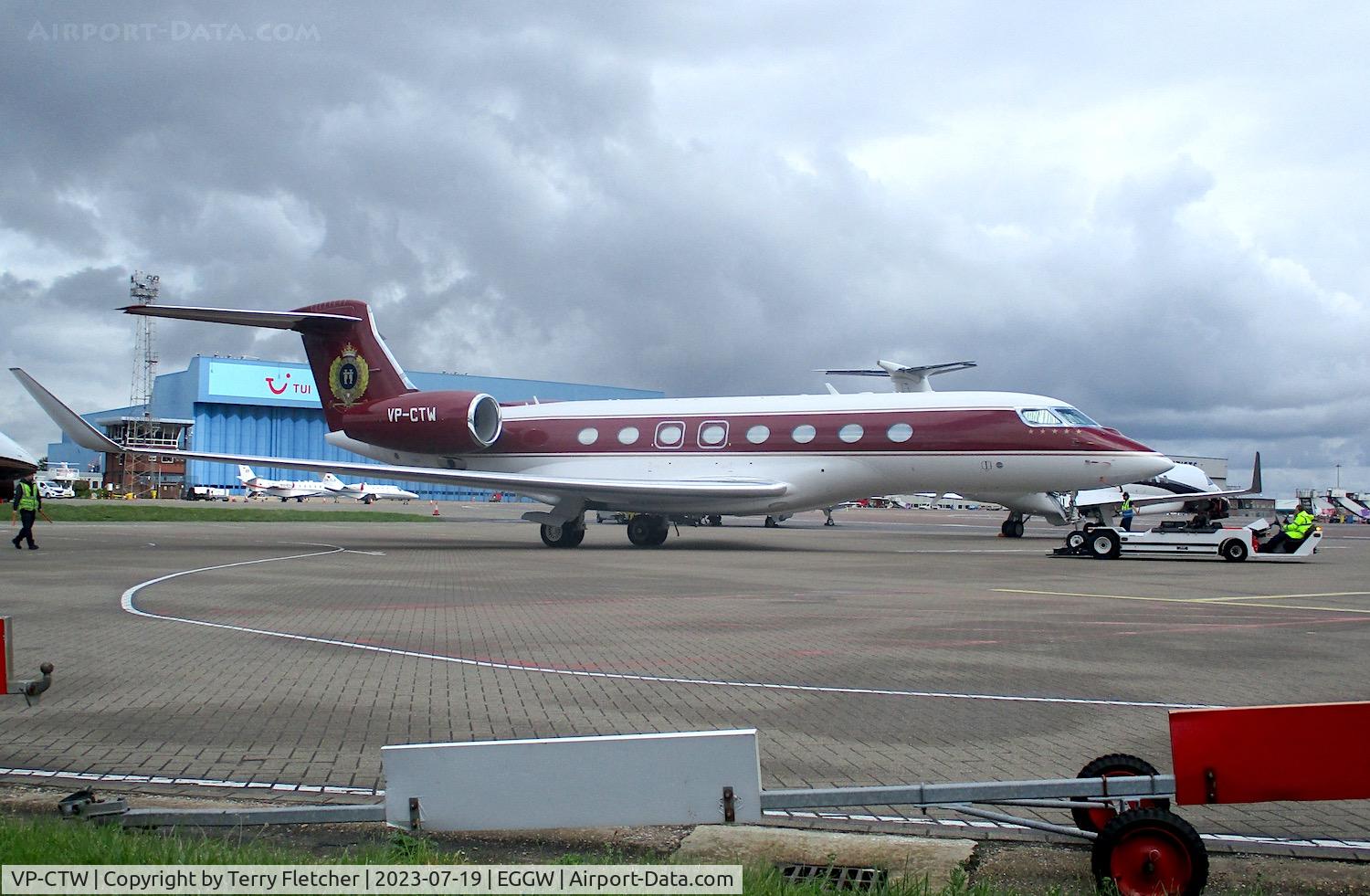 VP-CTW, 2022 Gulfstream Aerospace G650ER C/N 6509, At Luton Airport