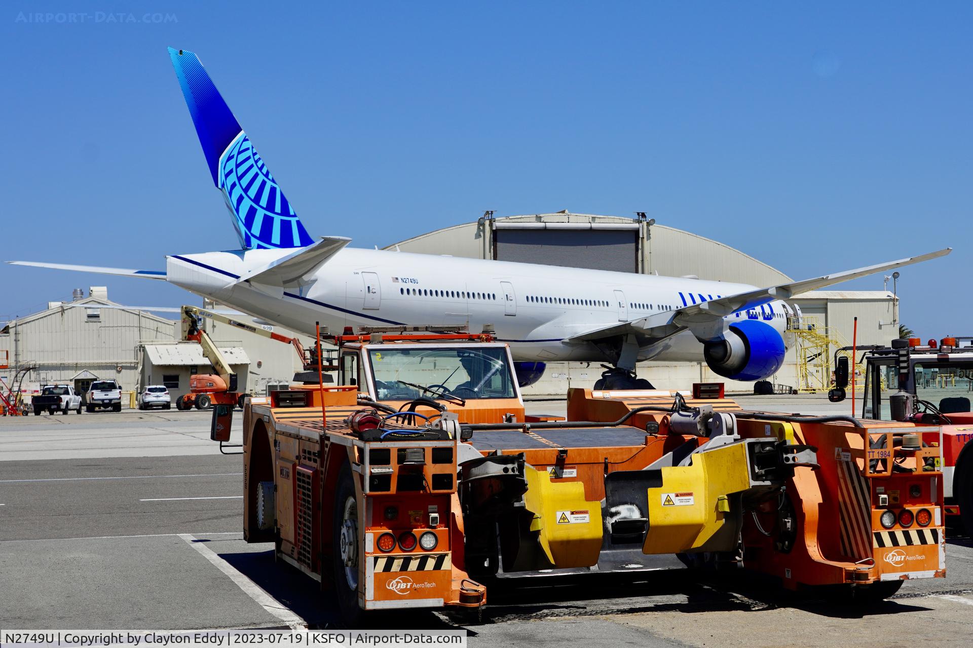 N2749U, 2019 Boeing 777-300/ER C/N 66589, SFO 2023.
