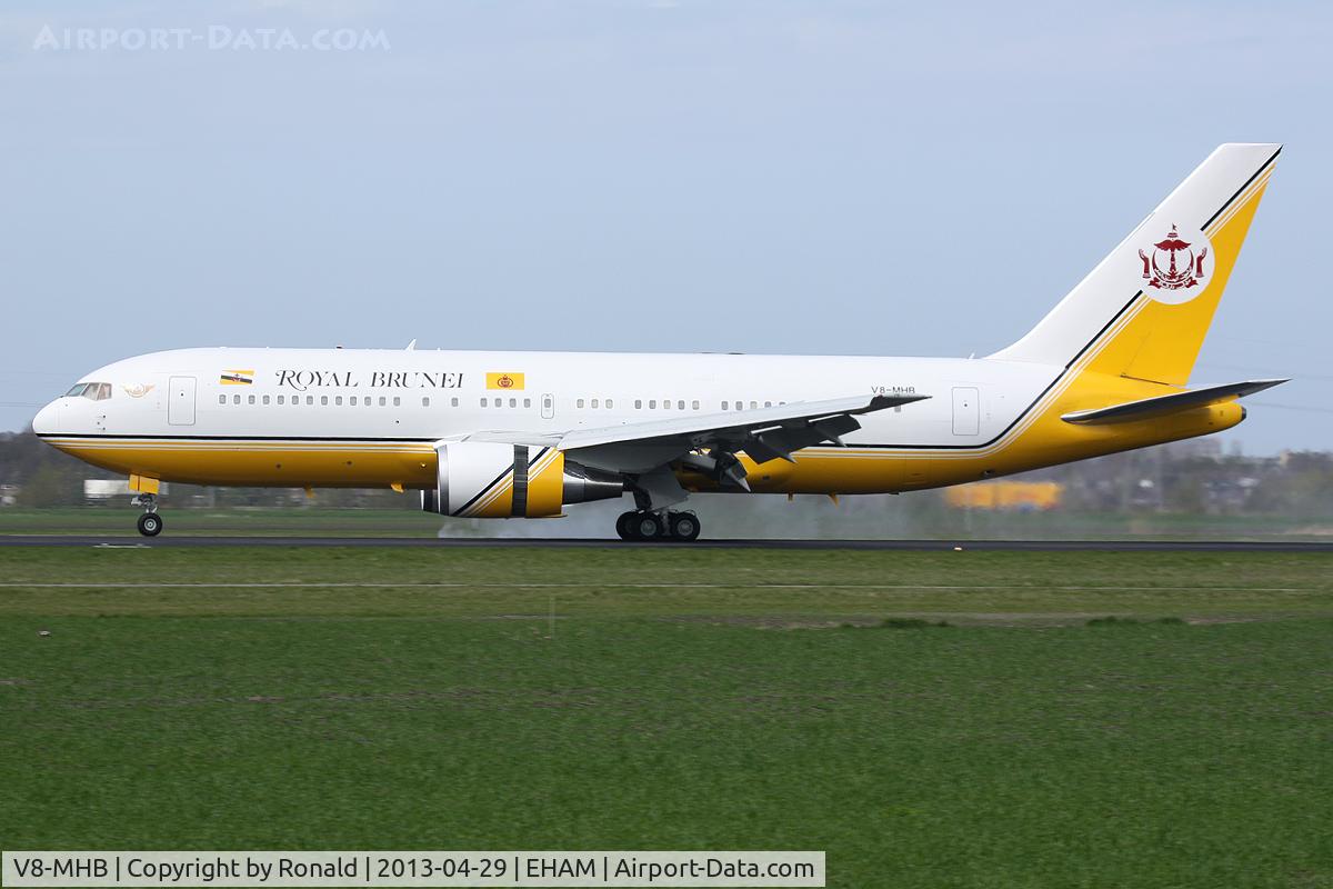 V8-MHB, 1993 Boeing 767-27G/ER C/N 25537, at spl