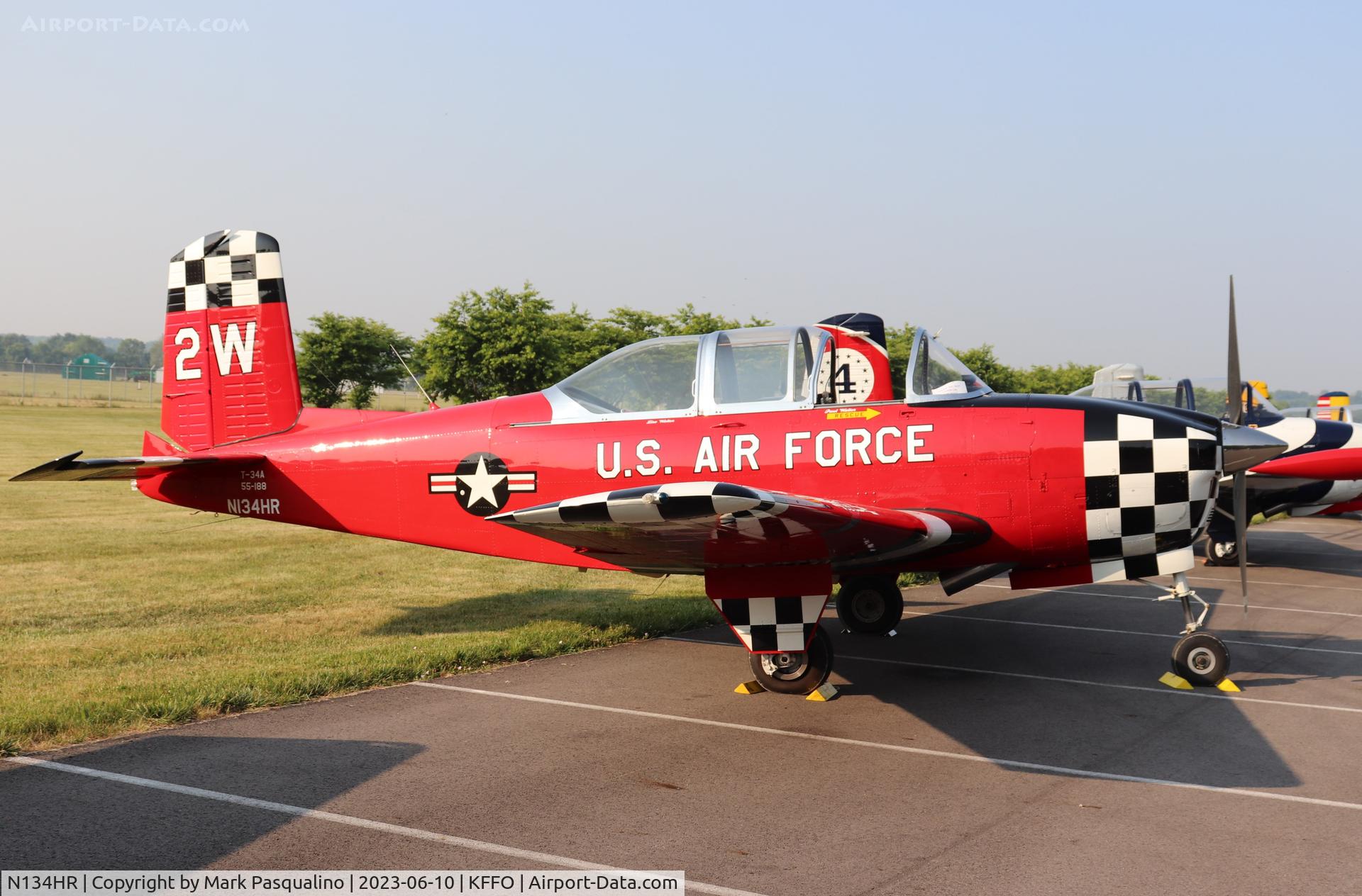 N134HR, 1955 Beech A45 C/N G-745, Beech T-34A