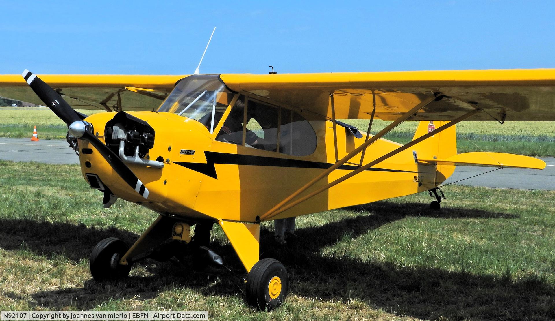 N92107, 1946 Piper J3C-65 Cub C/N 16544, Koksijde