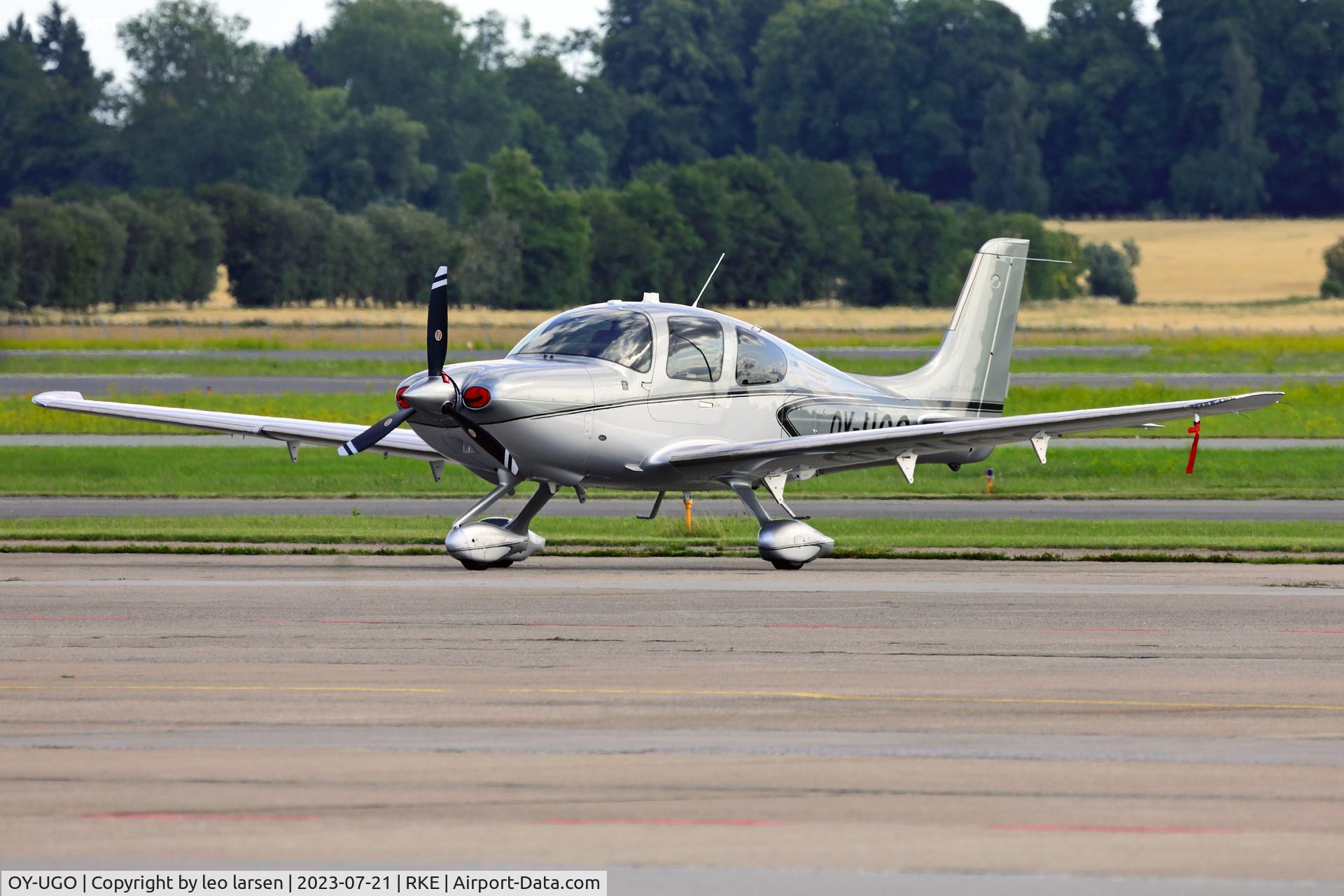 OY-UGO, 2022 Cirrus SR22 C/N 8661, Roskilde 21.7.2023