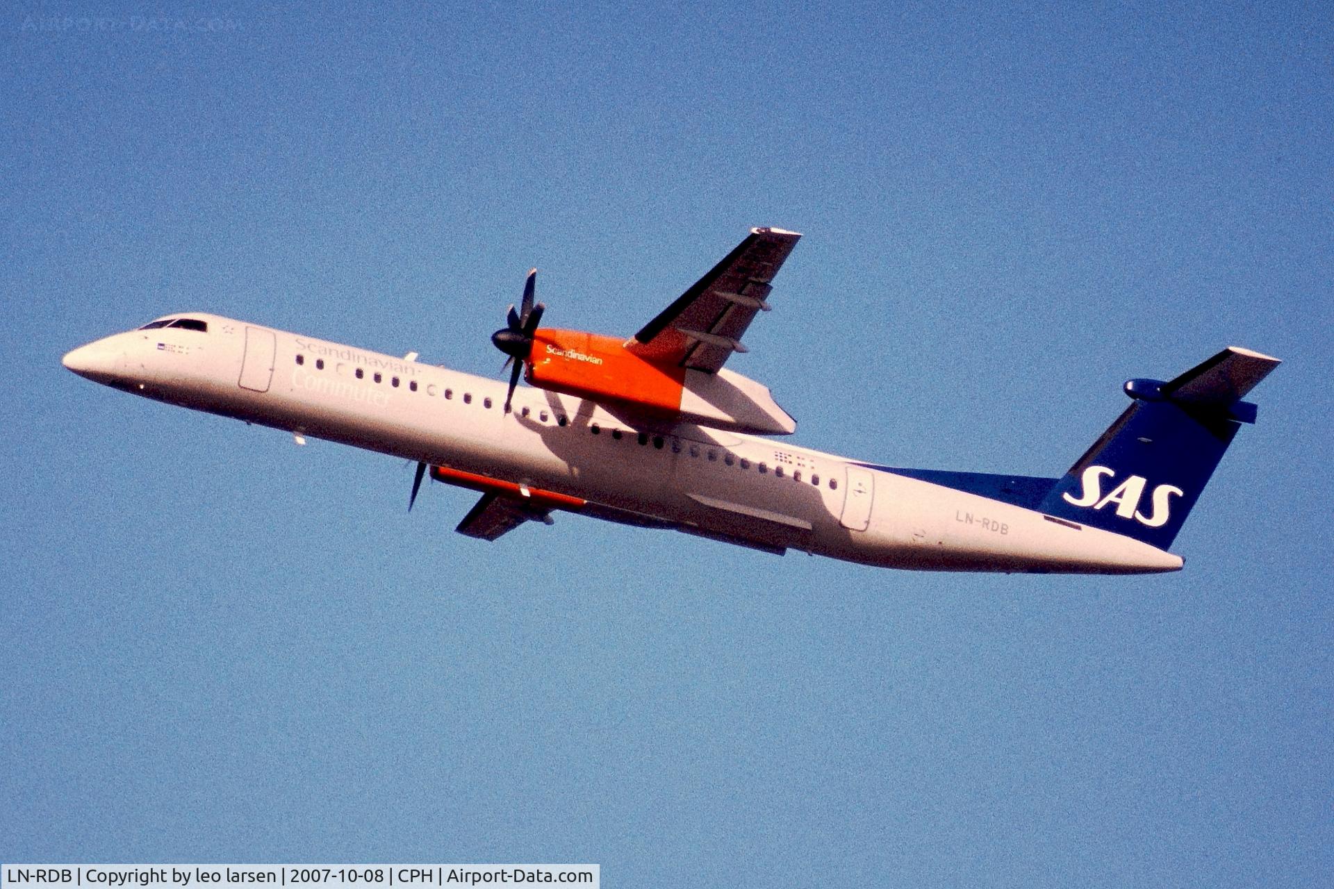 LN-RDB, 2000 De Havilland Canada DHC-8-402Q Dash 8 C/N 4018, Copenhagen 8.10.2007