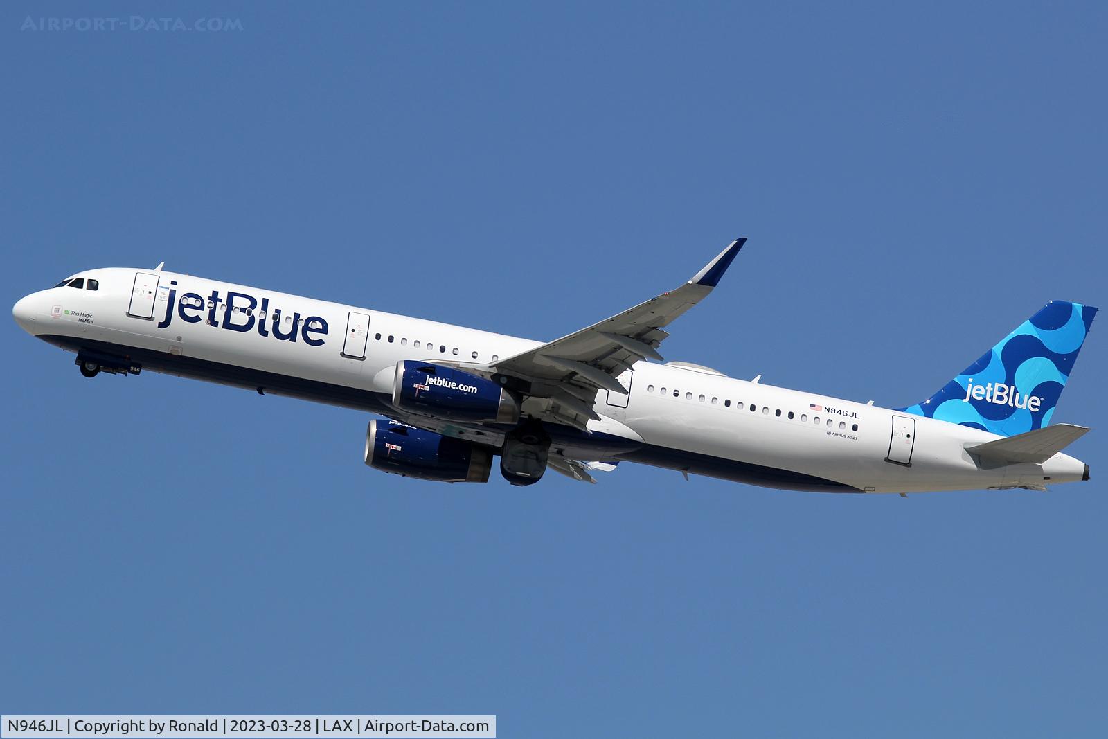 N946JL, 2015 Airbus A321-231 C/N 6425, at lax