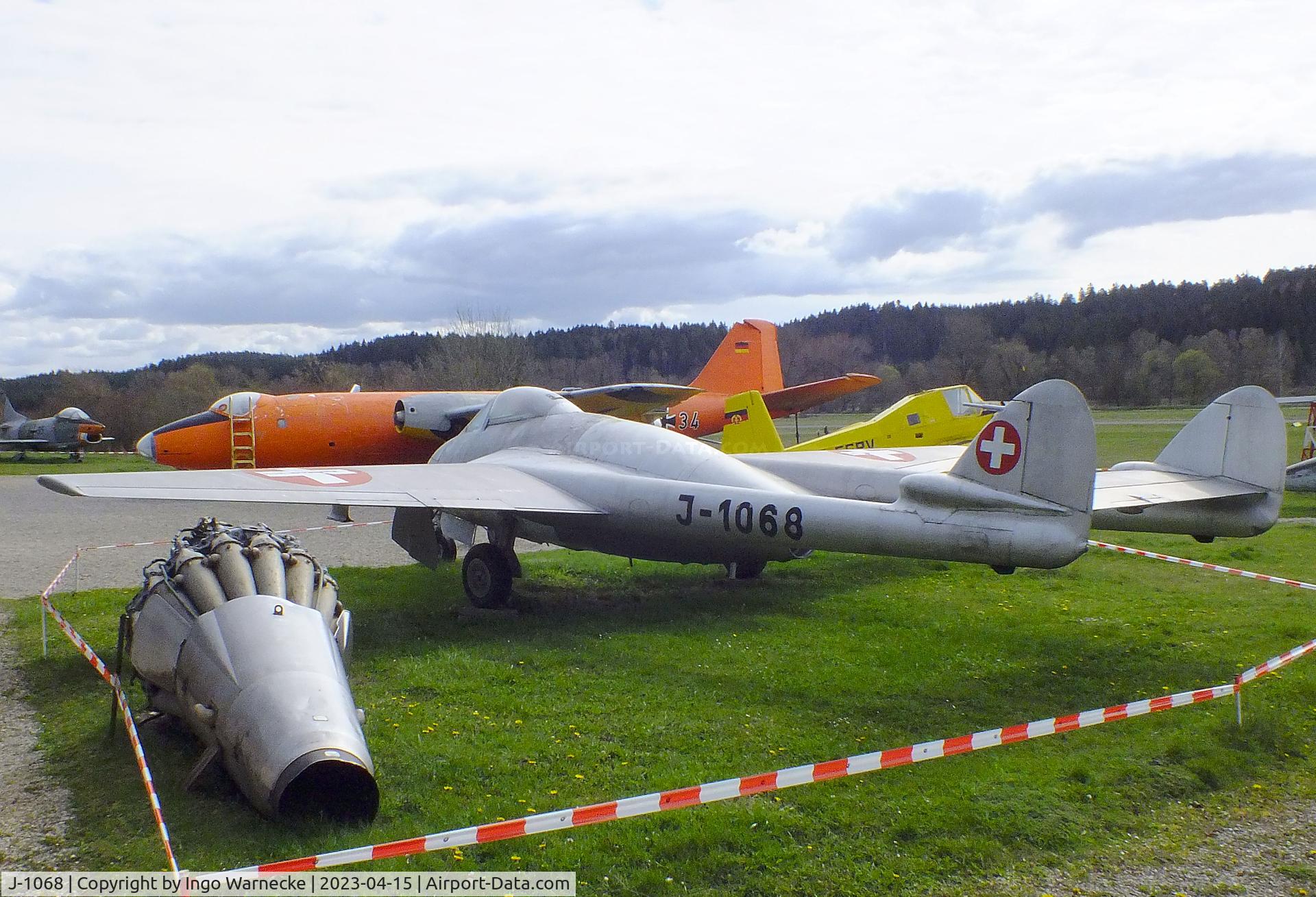 J-1068, De Havilland (FFA) Vampire FB.6 (DH-100) C/N 979, De Havilland (FFA) D.H.100 Vampire FB6 at the Internationales Luftfahrtmuseum, Schwenningen