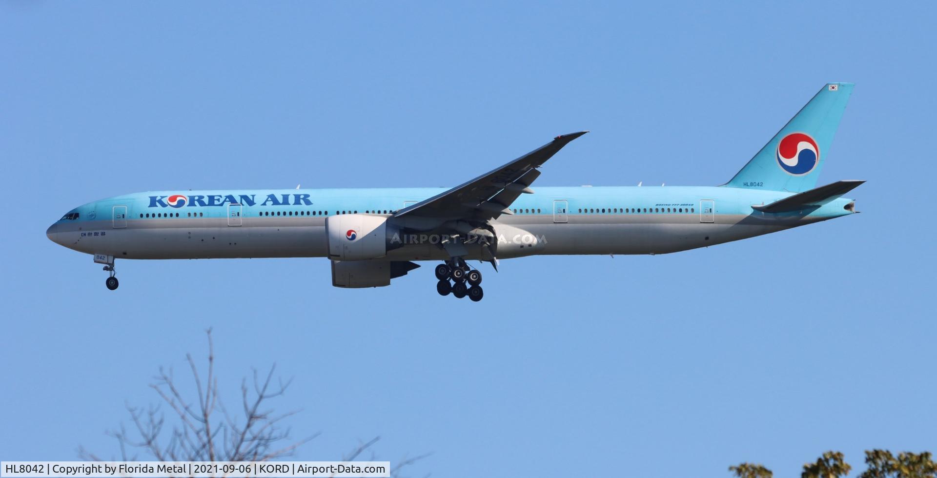HL8042, 2016 Boeing 777-3B5/ER C/N 60376, KAL 773 zx ICN-ORD