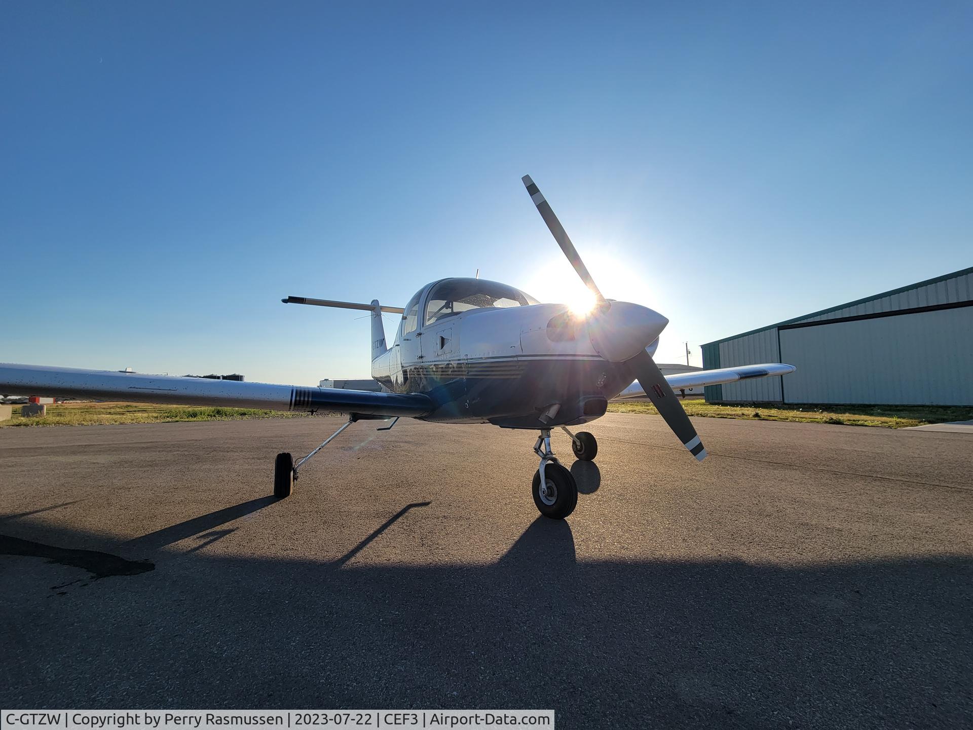 C-GTZW, 1979 Piper PA-38-112 Tomahawk C/N 38-79A0944, A beautiful flying example of a Piper Tomahawk