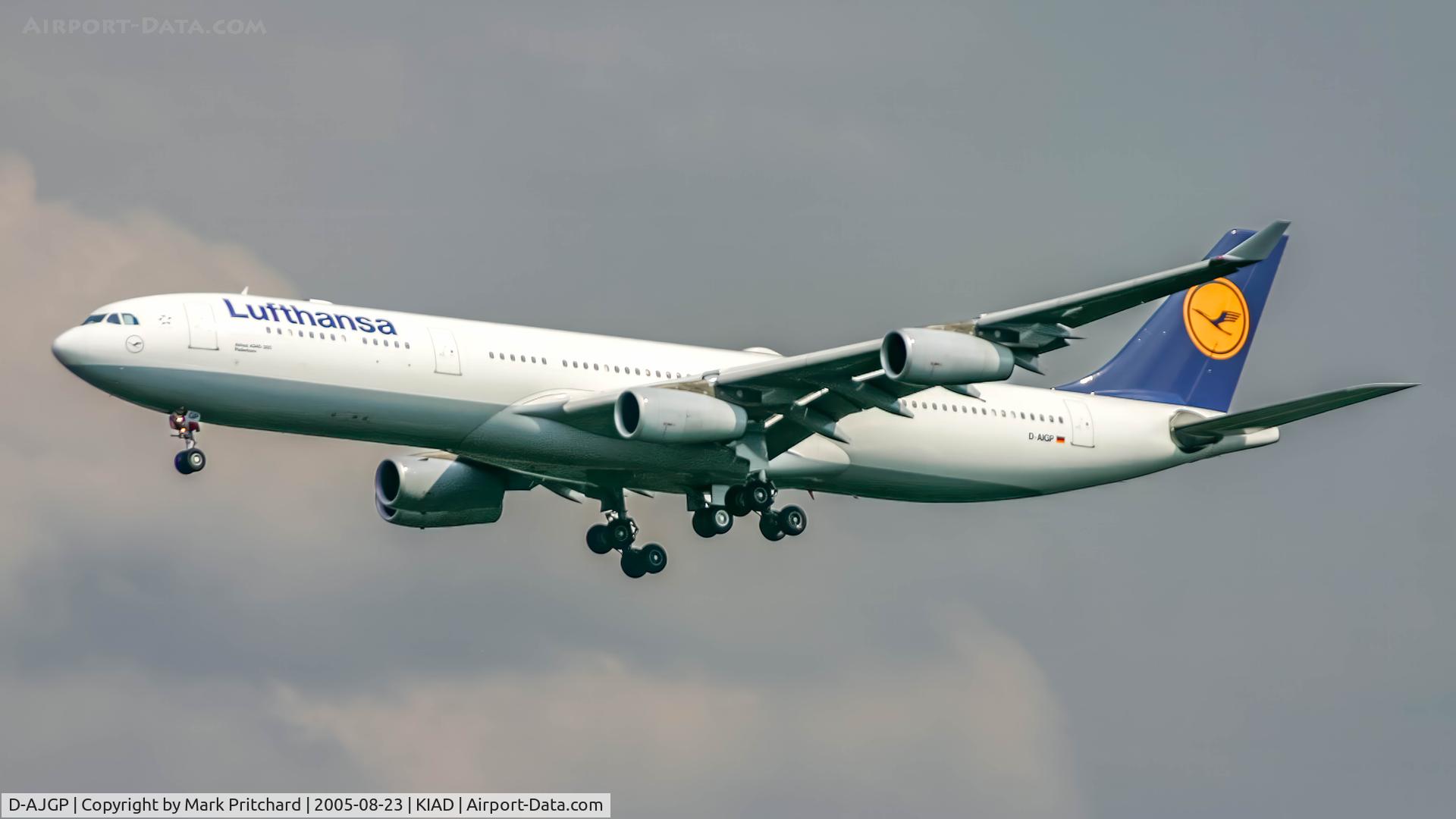 D-AJGP, 1997 Airbus A340-313X C/N 190, Landing at Washington Dulles Airport 2005