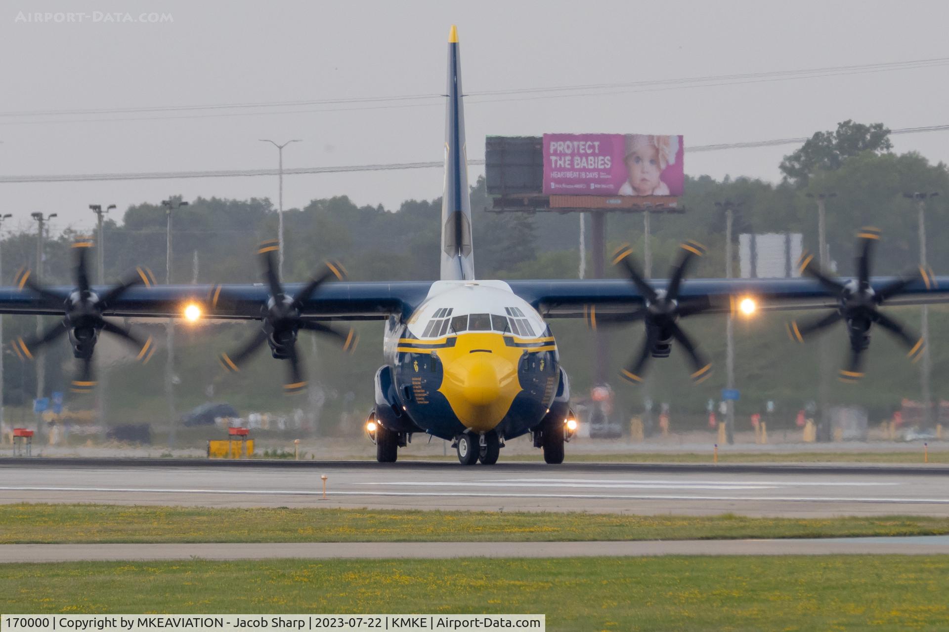 170000, 1999 Lockheed Martin C-130J Hercules C.5 C/N 382-5483, Fat Albert turning onto 7R at MKE before departing for the MKE Airshow!