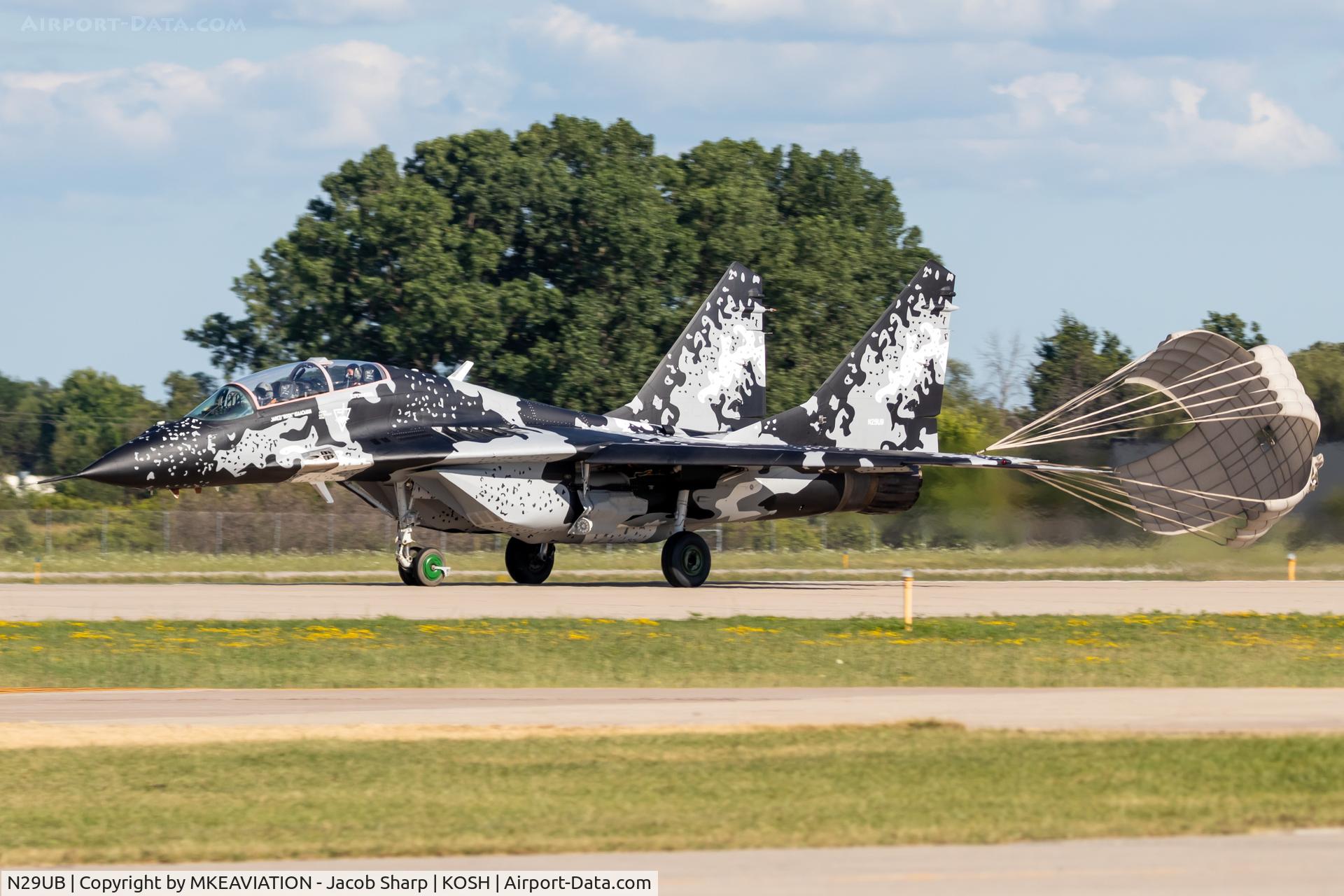 N29UB, 1989 Mikoyan-Gurevich MiG-29UB C/N 50903014896, MIG29 with the parachute landing at OSH22!