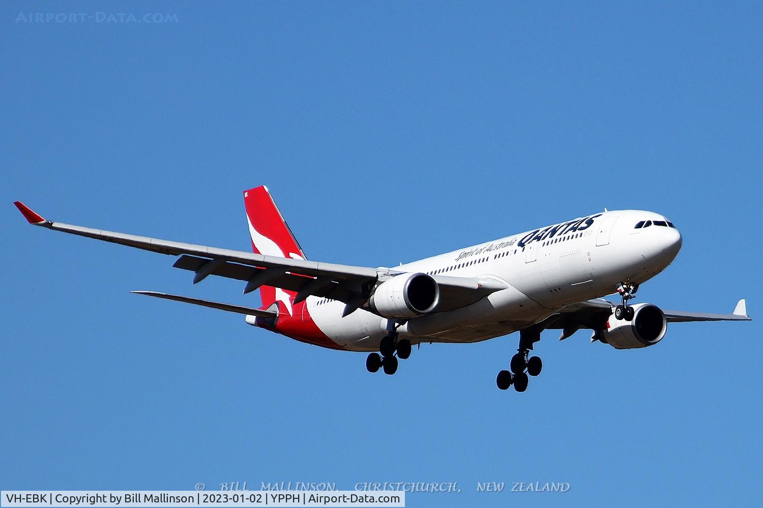 VH-EBK, 2008 Airbus A330-202 C/N 945, QF581 from SYD