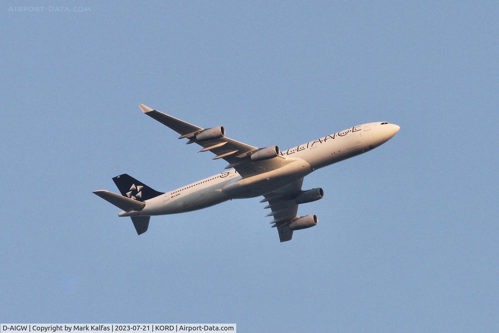 D-AIGW, 2000 Airbus A340-313X C/N 327, Lufthansa A343 D-AIGW, operating as DLH432 from 
FRA to ORD