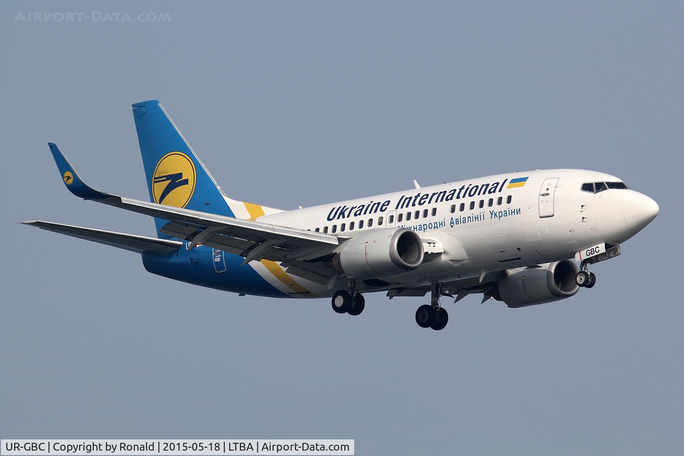 UR-GBC, 1997 Boeing 737-5L9 C/N 28722, at ist