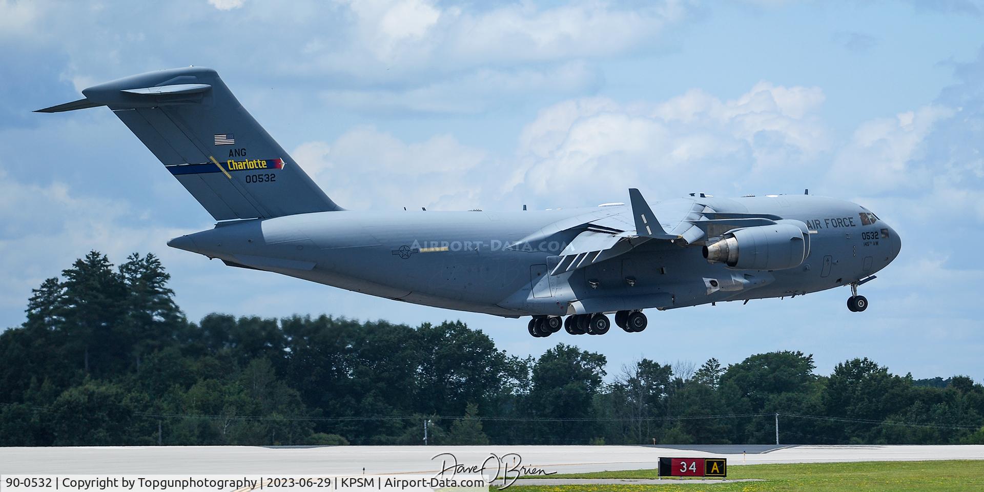 90-0532, 1990 McDonnell Douglas C-17A Globemaster III C/N P-7, EPIC31 landing RW34
