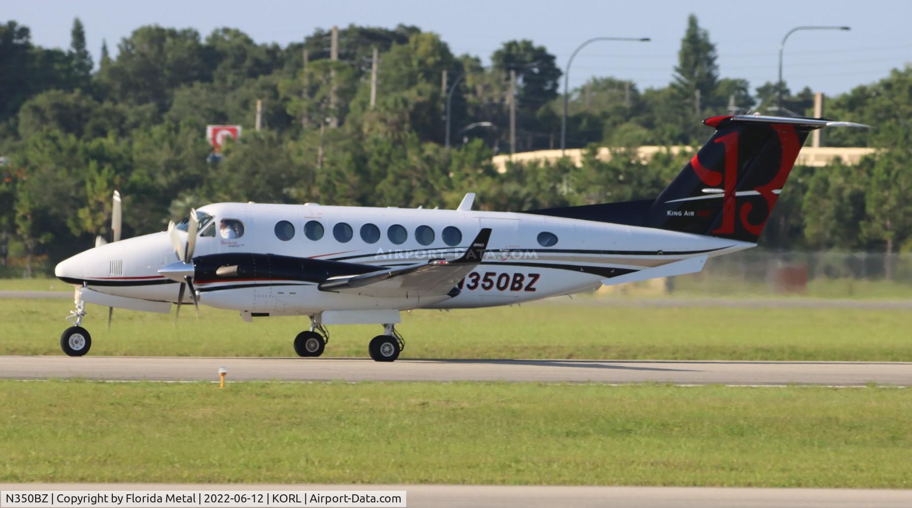 N350BZ, 2011 Hawker Beechcraft 350i King Air (B300) C/N FL-771, King Air 350 zx