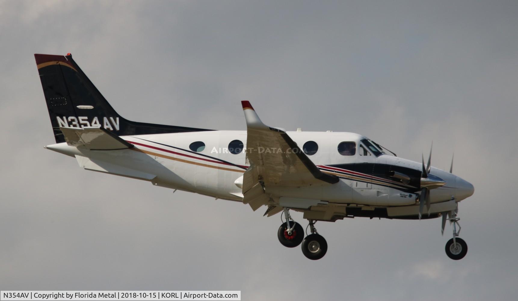 N354AV, 2002 Beech C90A King Air King Air C/N LJ-1660, King Air C90 zx