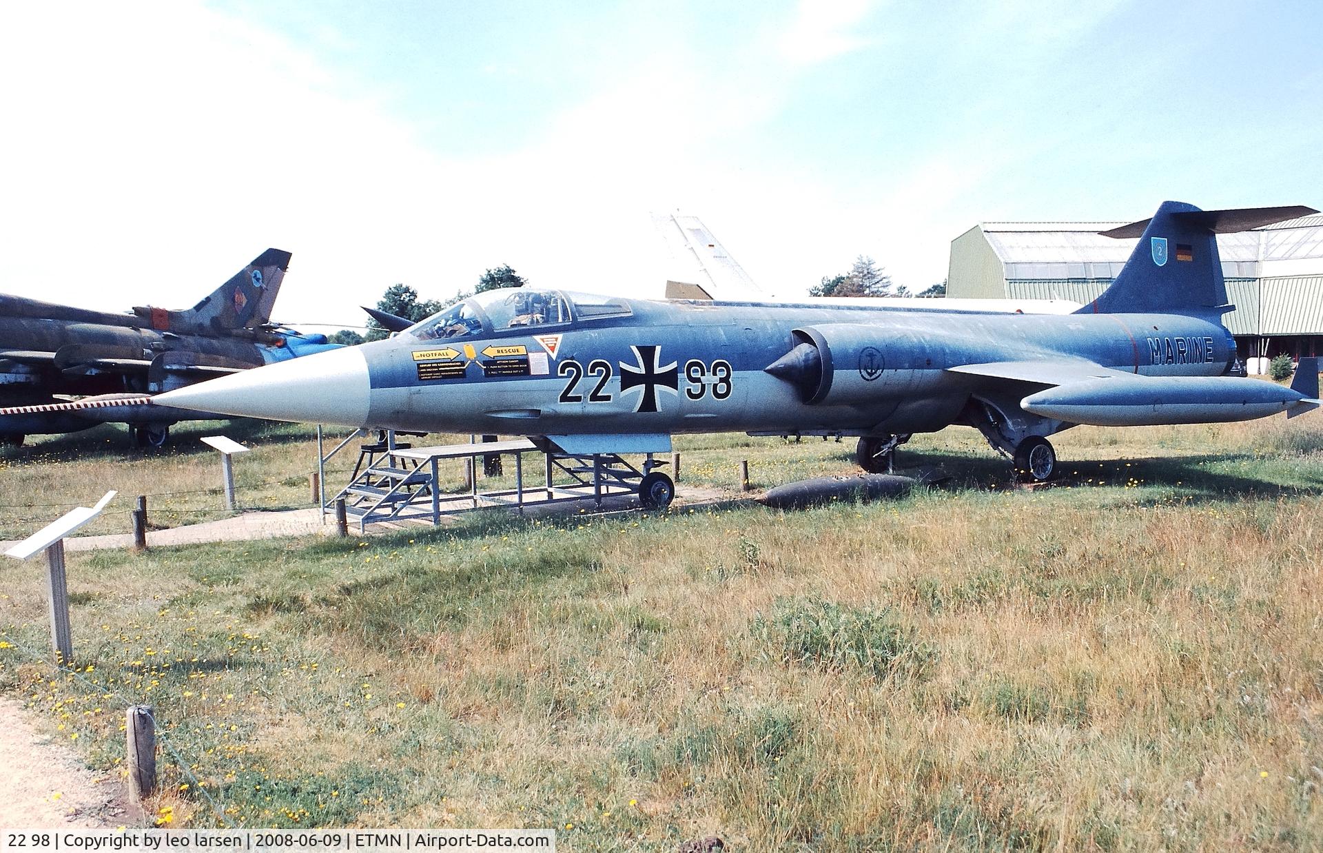 22 98, Lockheed F-104G Starfighter C/N 683-7181, Nordholz 9.6.2008