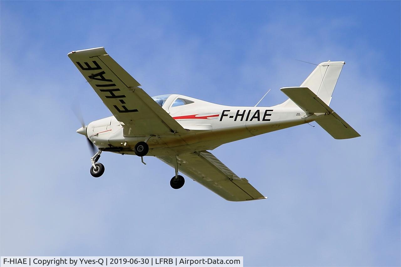 F-HIAE, Tecnam P-2002JF Sierra C/N Not found F-HIAE, Tecnam P-2002JF Sierra, Take off rwy 25L, Brest-Bretagne Airport (LFRB-BES)