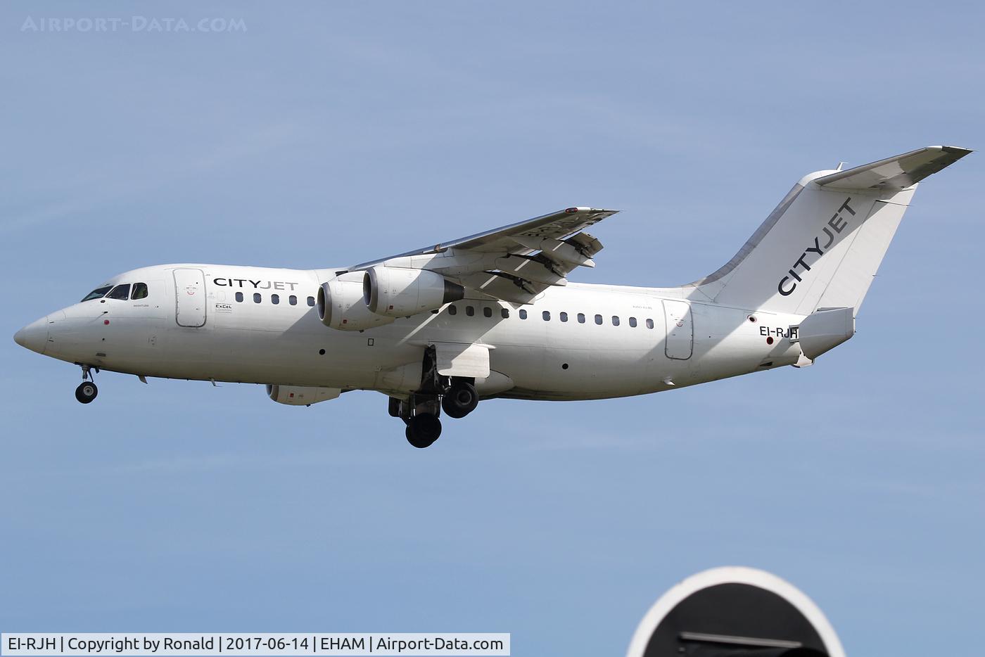 EI-RJH, 1999 BAE Systems Avro 146-RJ85 C/N E.2345, at spl