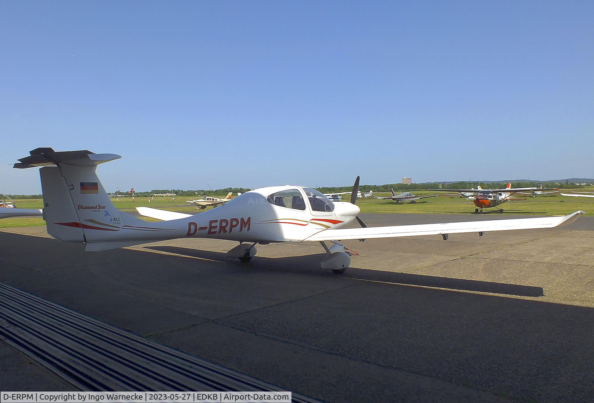 D-ERPM, Diamond DA-40 Diamond Star C/N 40.062, Diamond DA-40 Diamond Star at Bonn-Hangelar airfield '2305