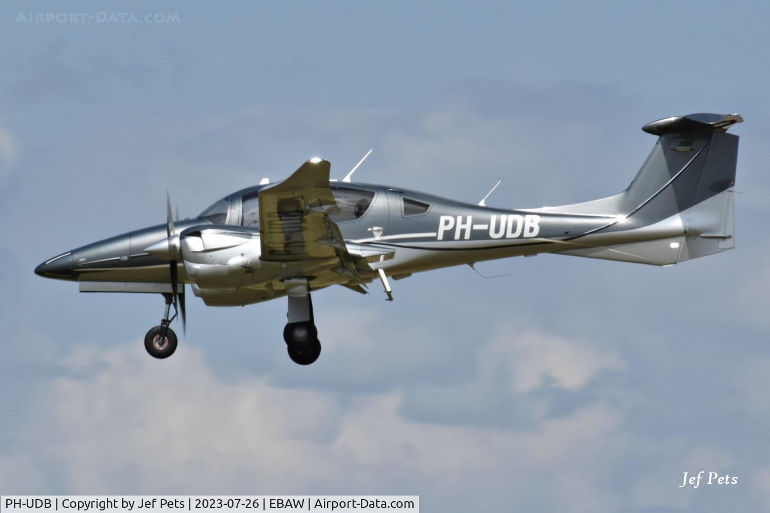 PH-UDB, 2018 Diamond DA-62 C/N 62.C007, Landing at Antwerp Airport.