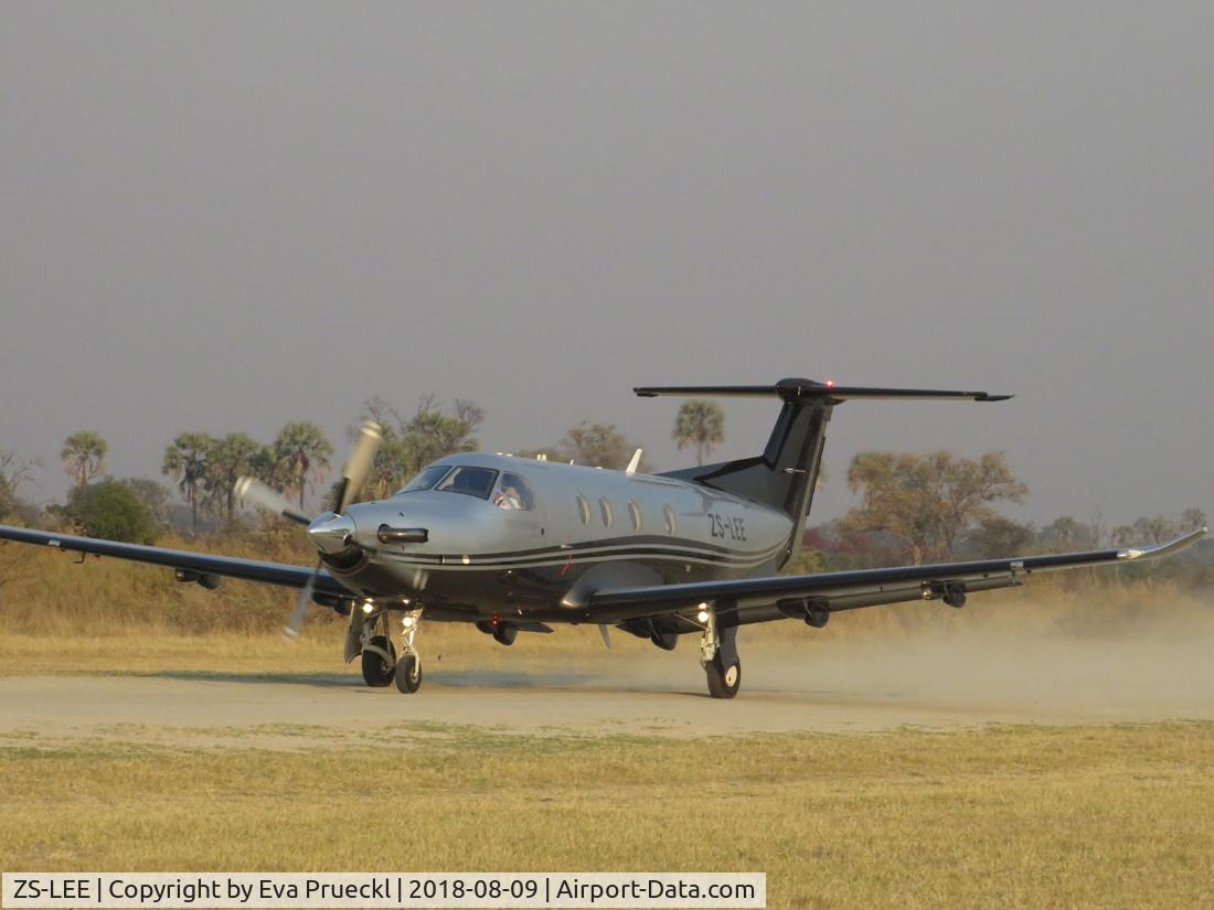 ZS-LEE, 2010 Pilatus PC-12/47E C/N 1239, Take-off at ABU Airstrip, Okavango Delta / Botswana